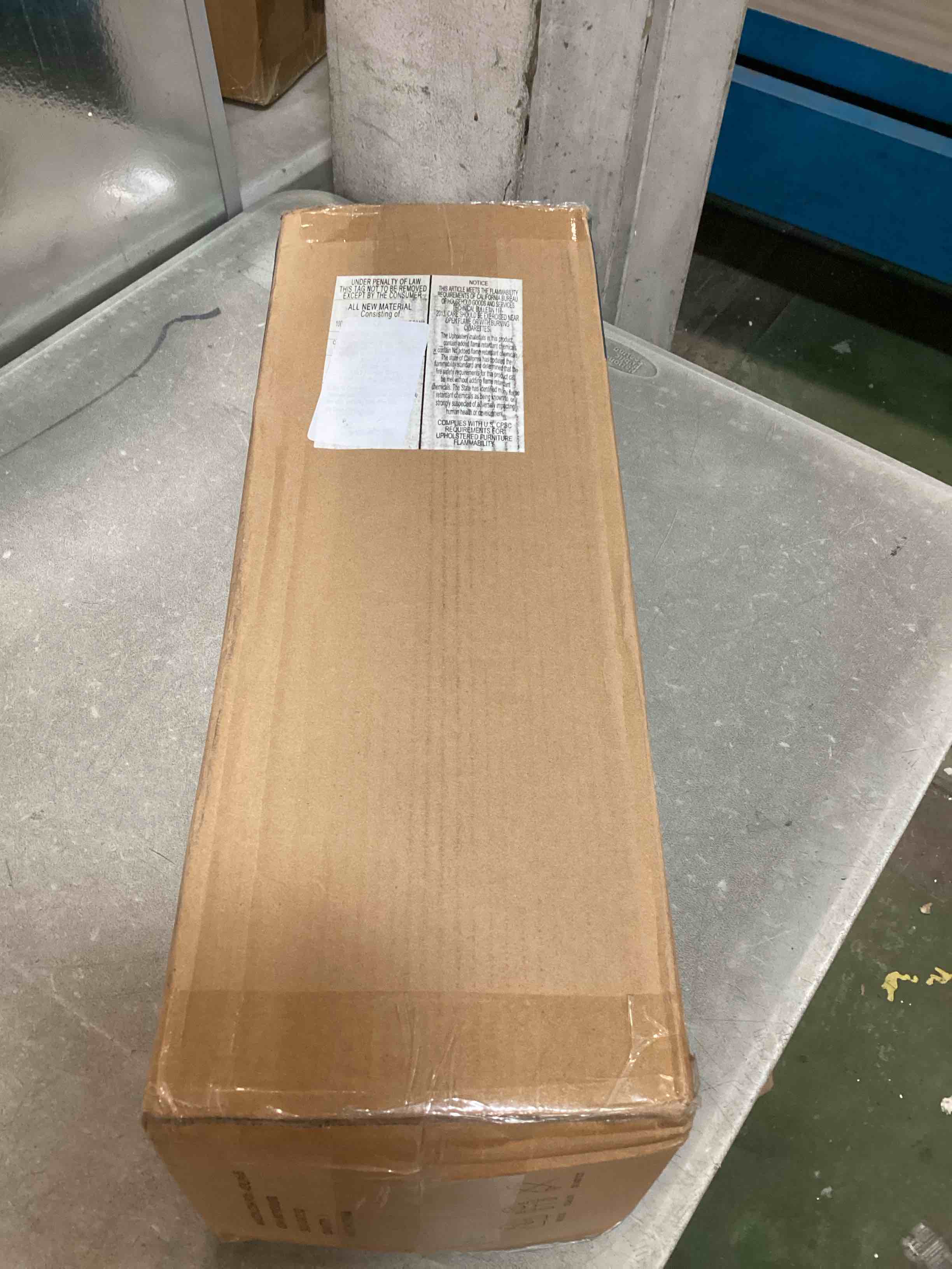 https://s3.amazonaws.com/lotting-images-prod/bidfta/PPE0369360_1728015062288.jpeg