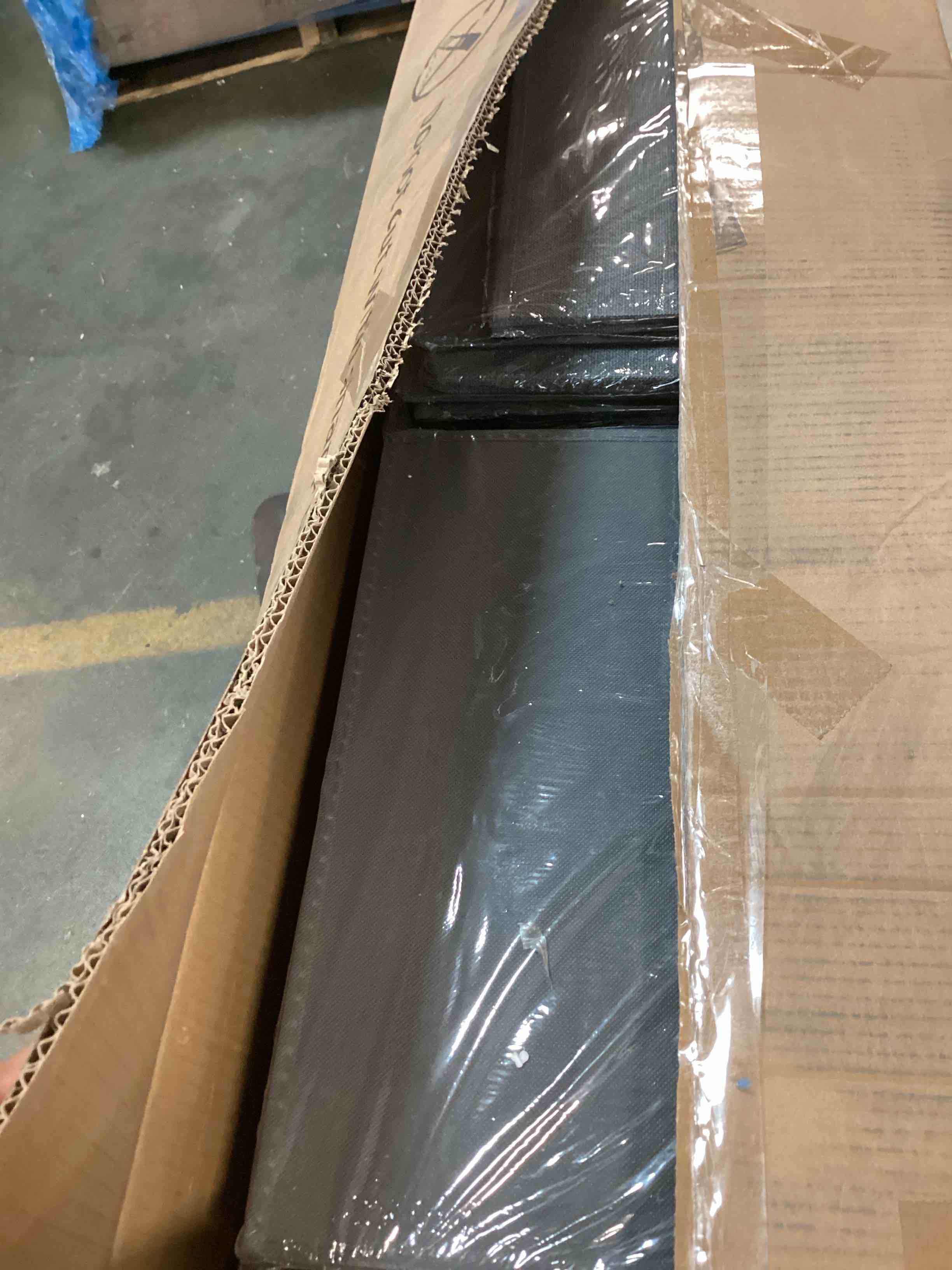 https://s3.amazonaws.com/lotting-images-prod/bidfta/PPE0369540_1727989810049.jpeg