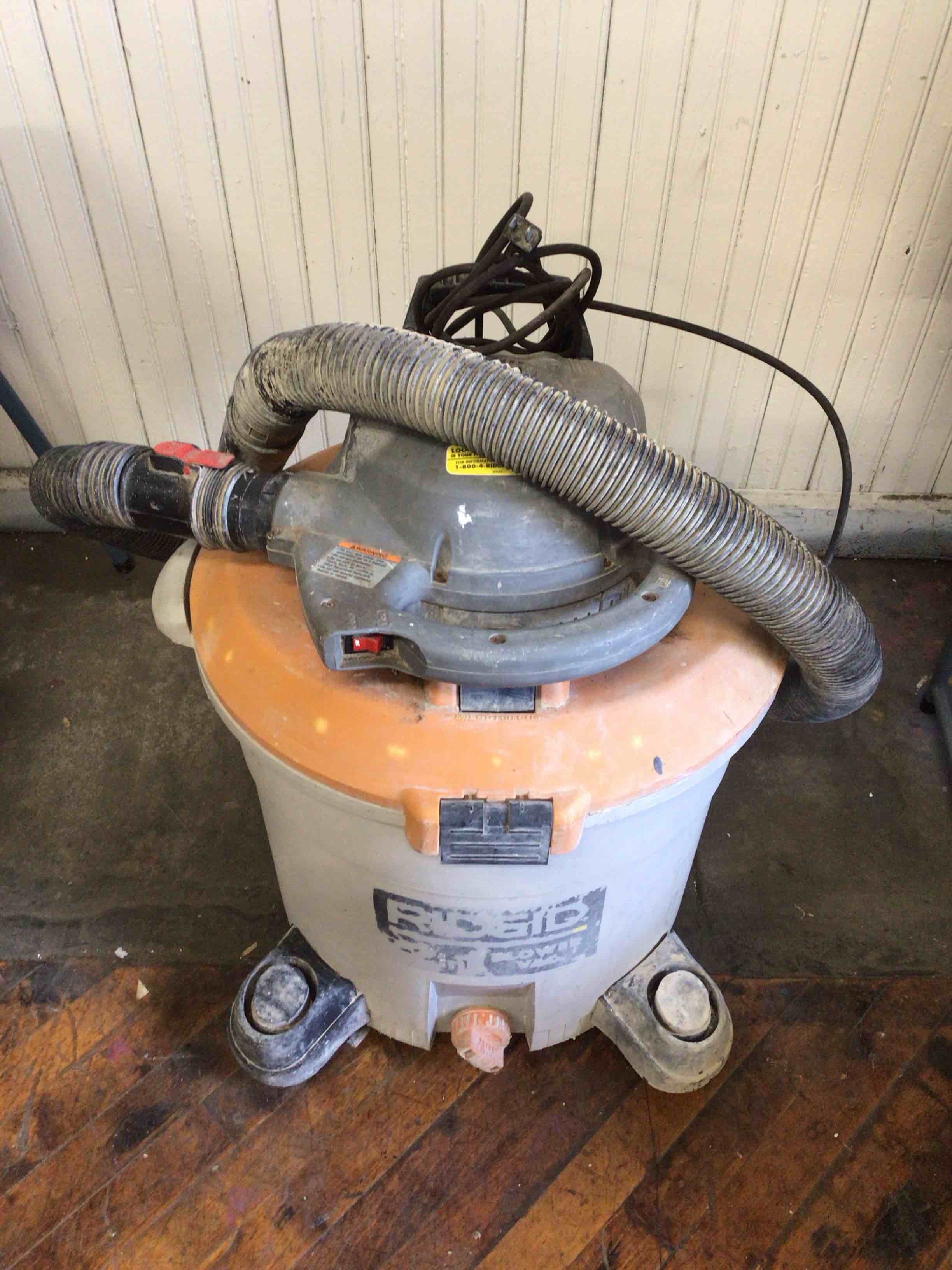 RIDGID Wet/Dry Shop Vacuum 
