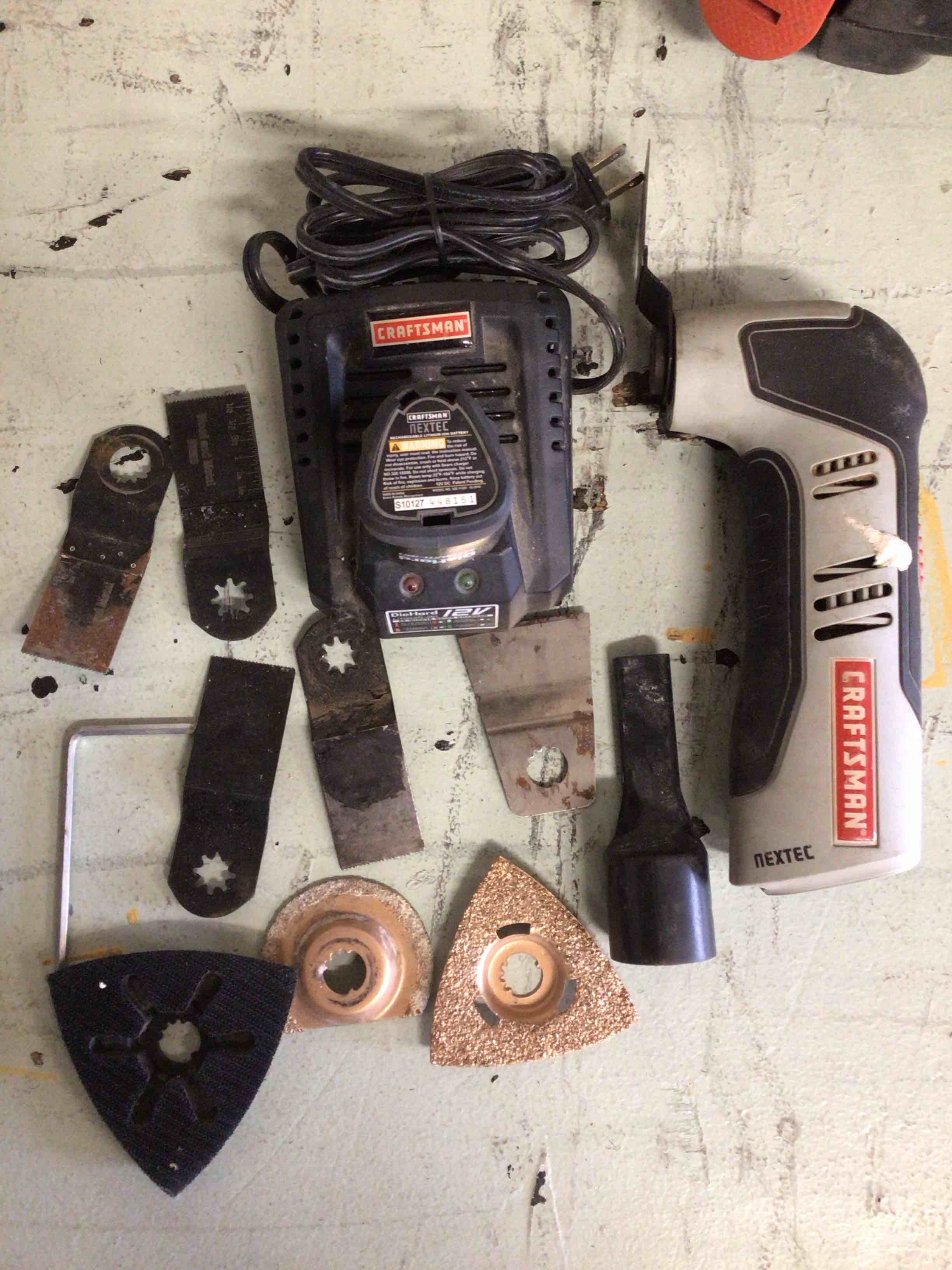 Craftsman Nextel 12V Cordless Oscillating Multi Tool 