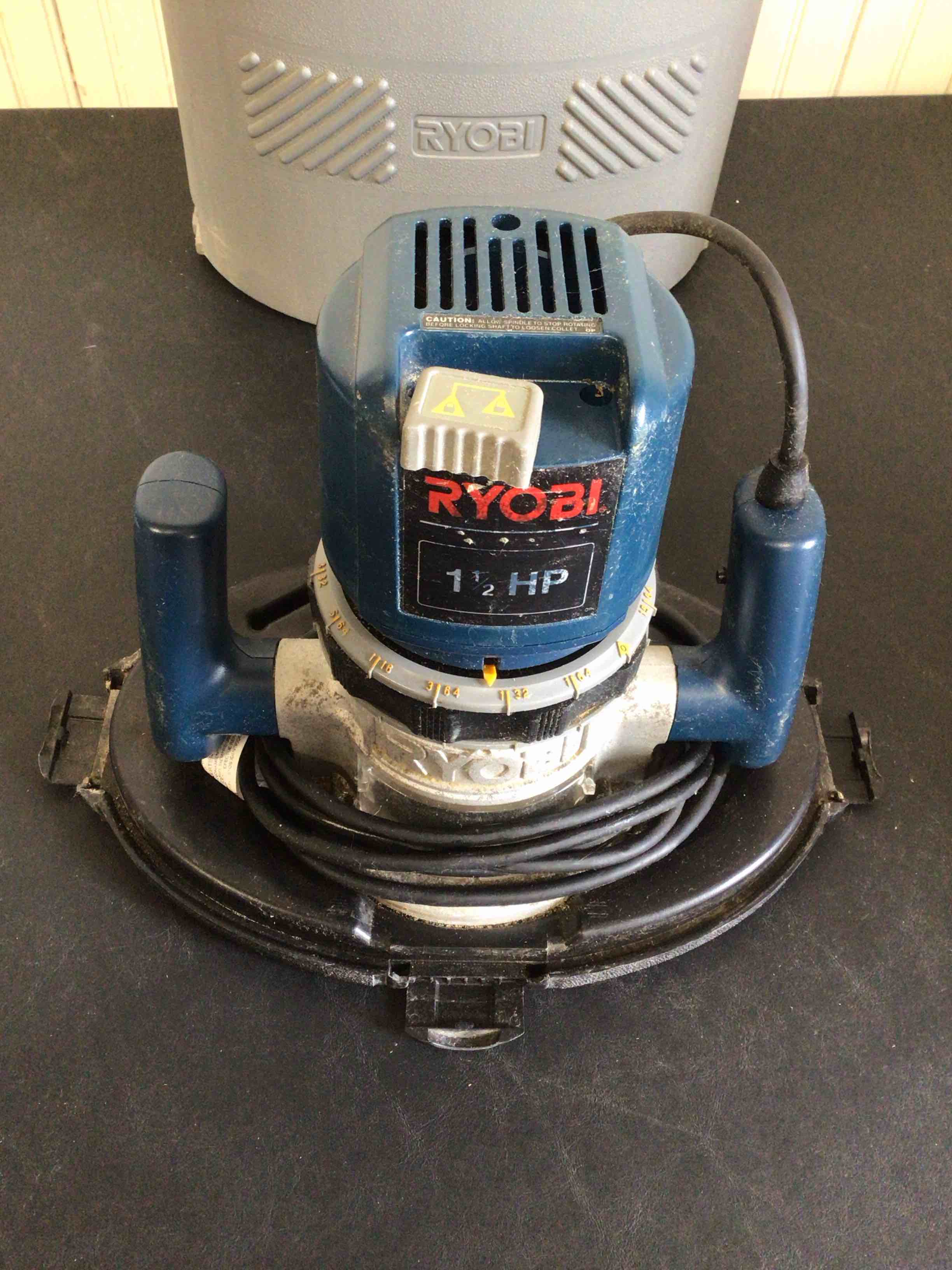 Ryobi 1-1/2 HP Corded Fixed Base Router 