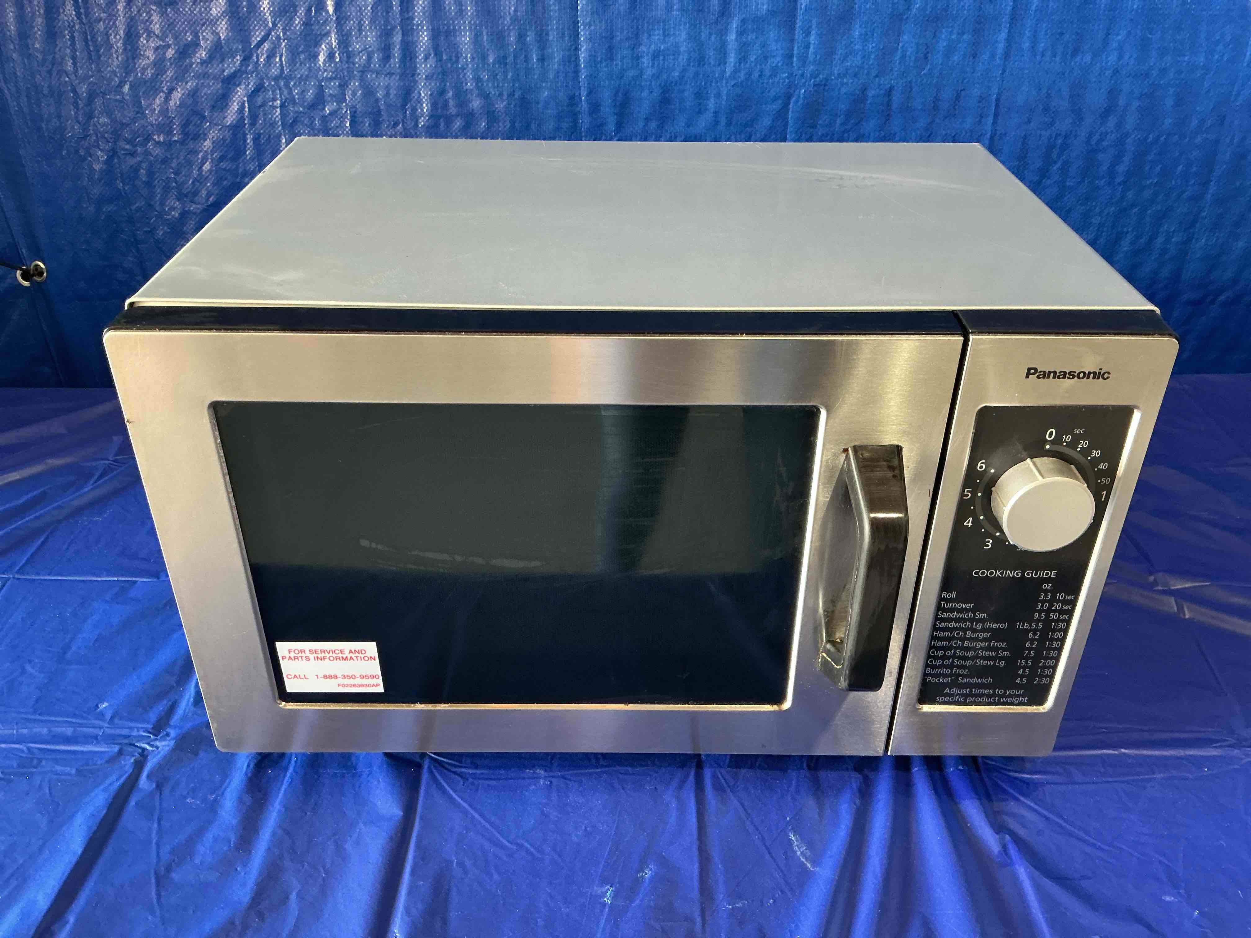 Panasonic 0.8 Cu.Ft. Commercial Microwave Oven