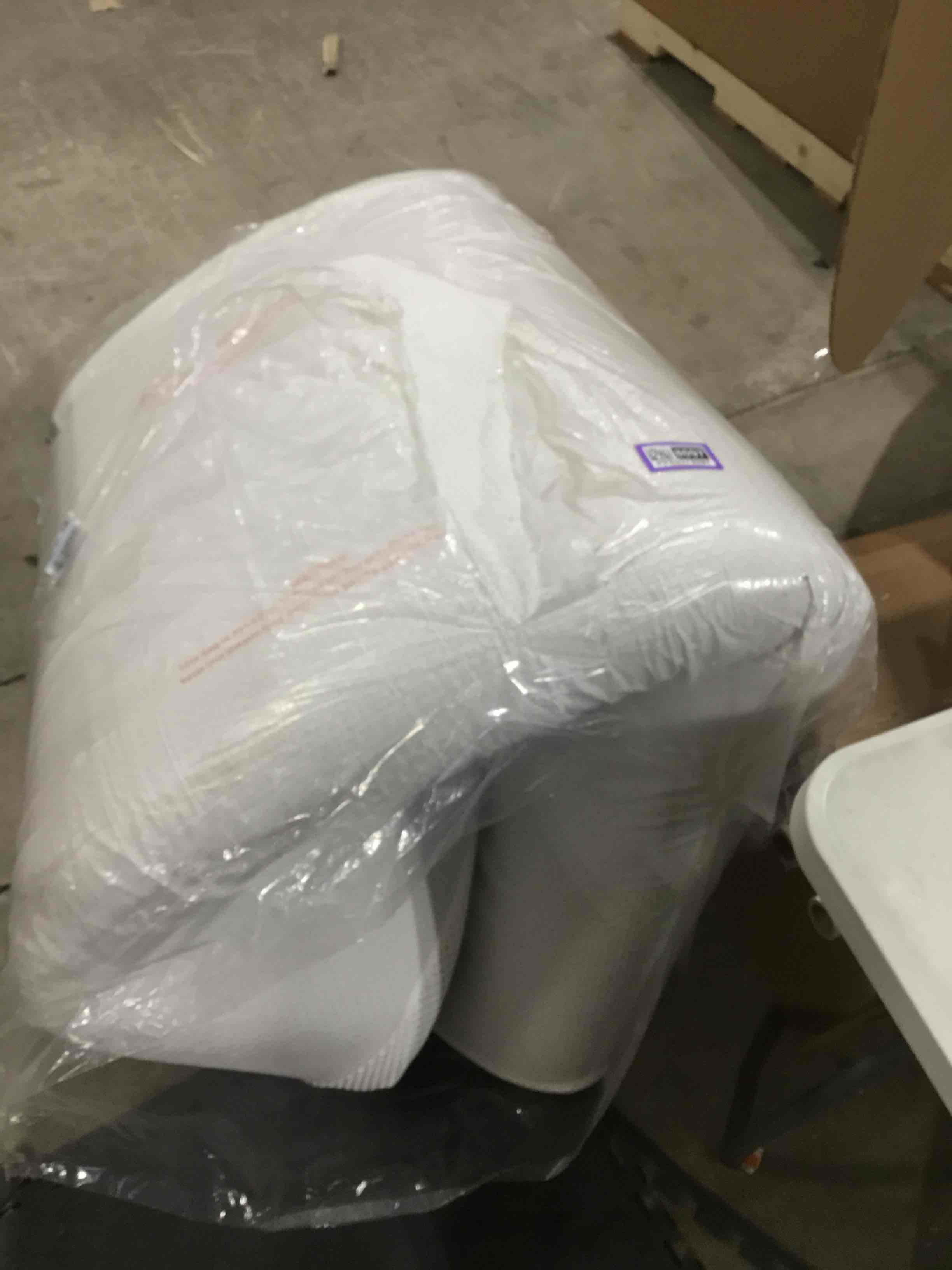 https://s3.amazonaws.com/lotting-images-prod/bidfta/PPE0378097_1733755455007.jpeg