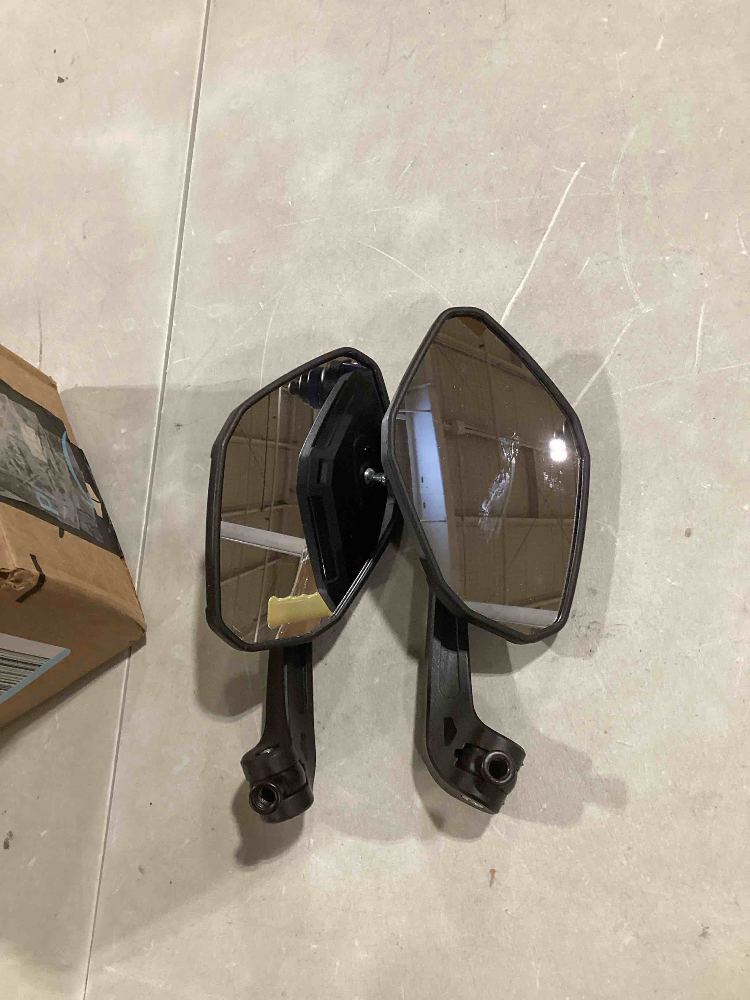 https://s3.amazonaws.com/lotting-images-prod/bidfta/PPE0379035_1732888894590.jpeg