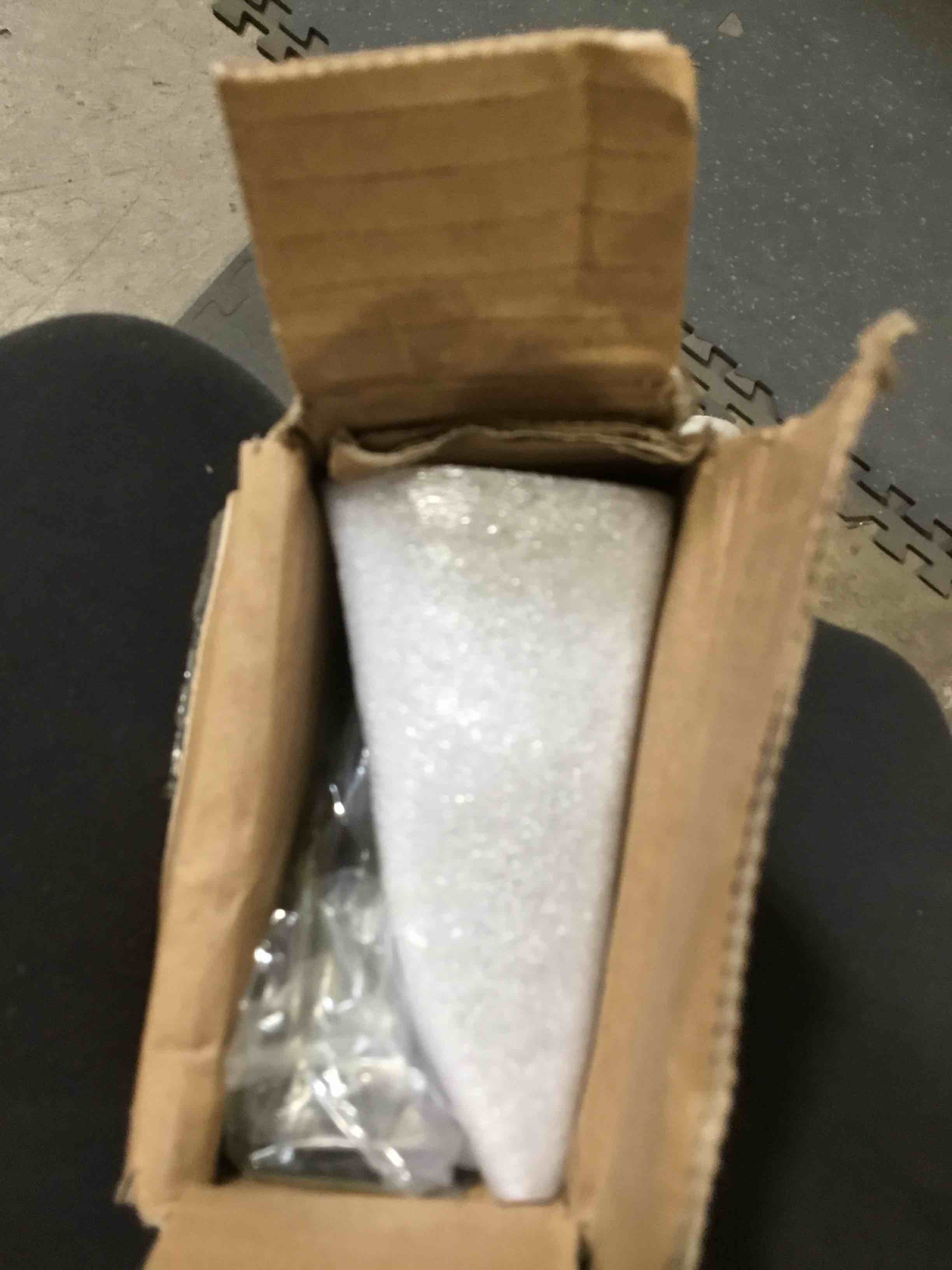 https://s3.amazonaws.com/lotting-images-prod/bidfta/PPE0379713_1729269231468.jpeg