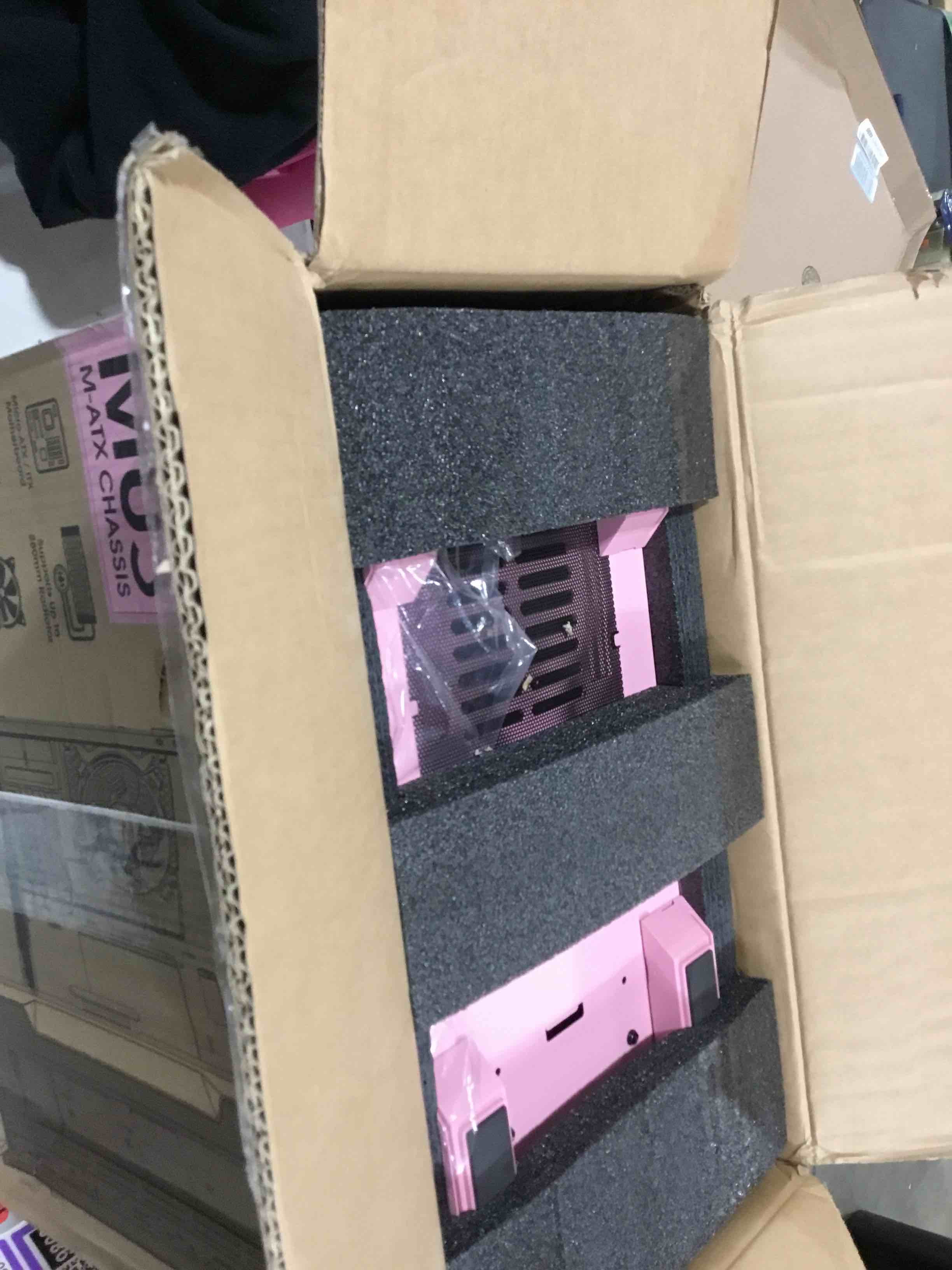 https://s3.amazonaws.com/lotting-images-prod/bidfta/PPE0379804_1729254820393.jpeg
