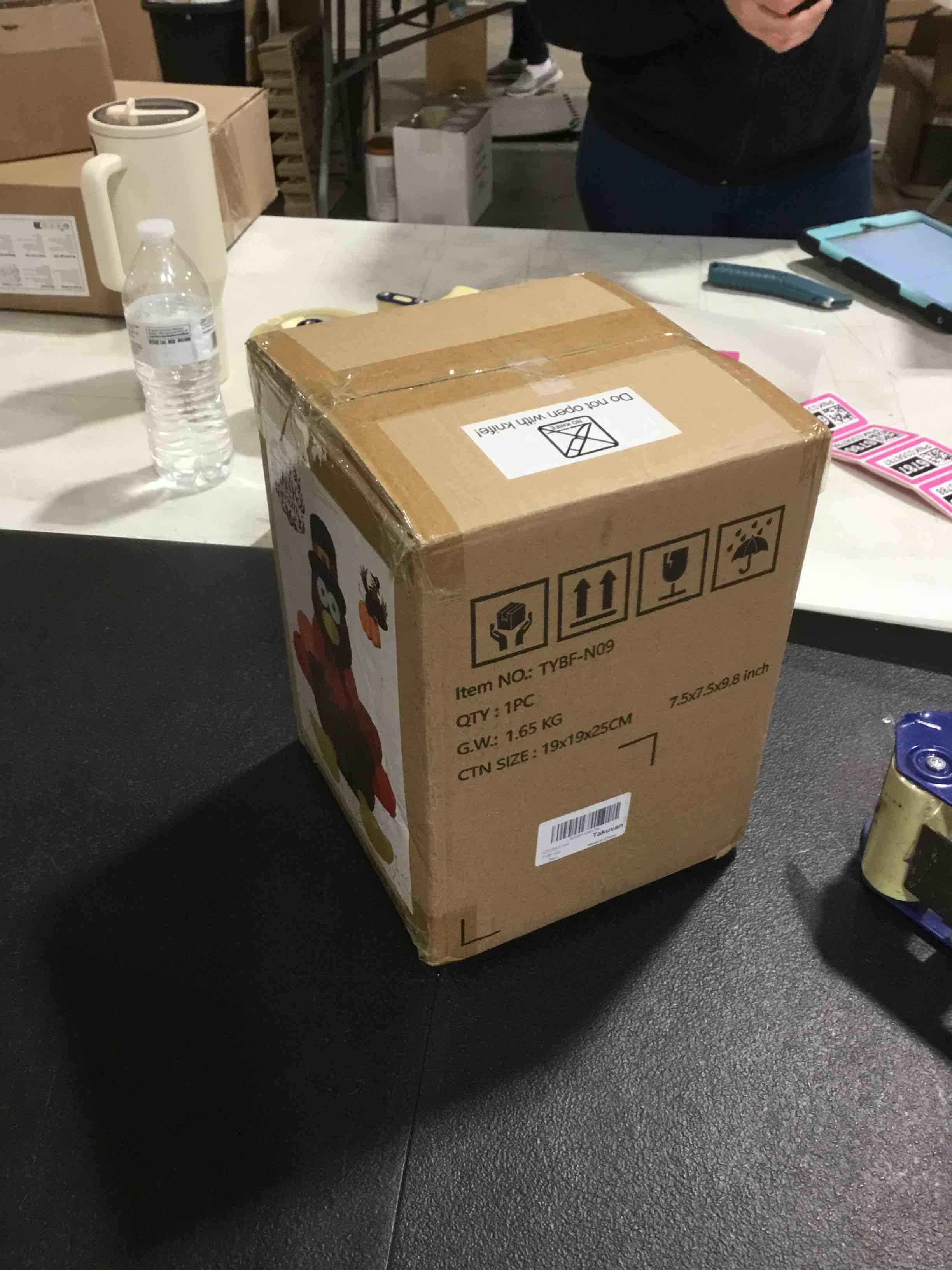 https://s3.amazonaws.com/lotting-images-prod/bidfta/PPE0380314_1731945809607.jpeg