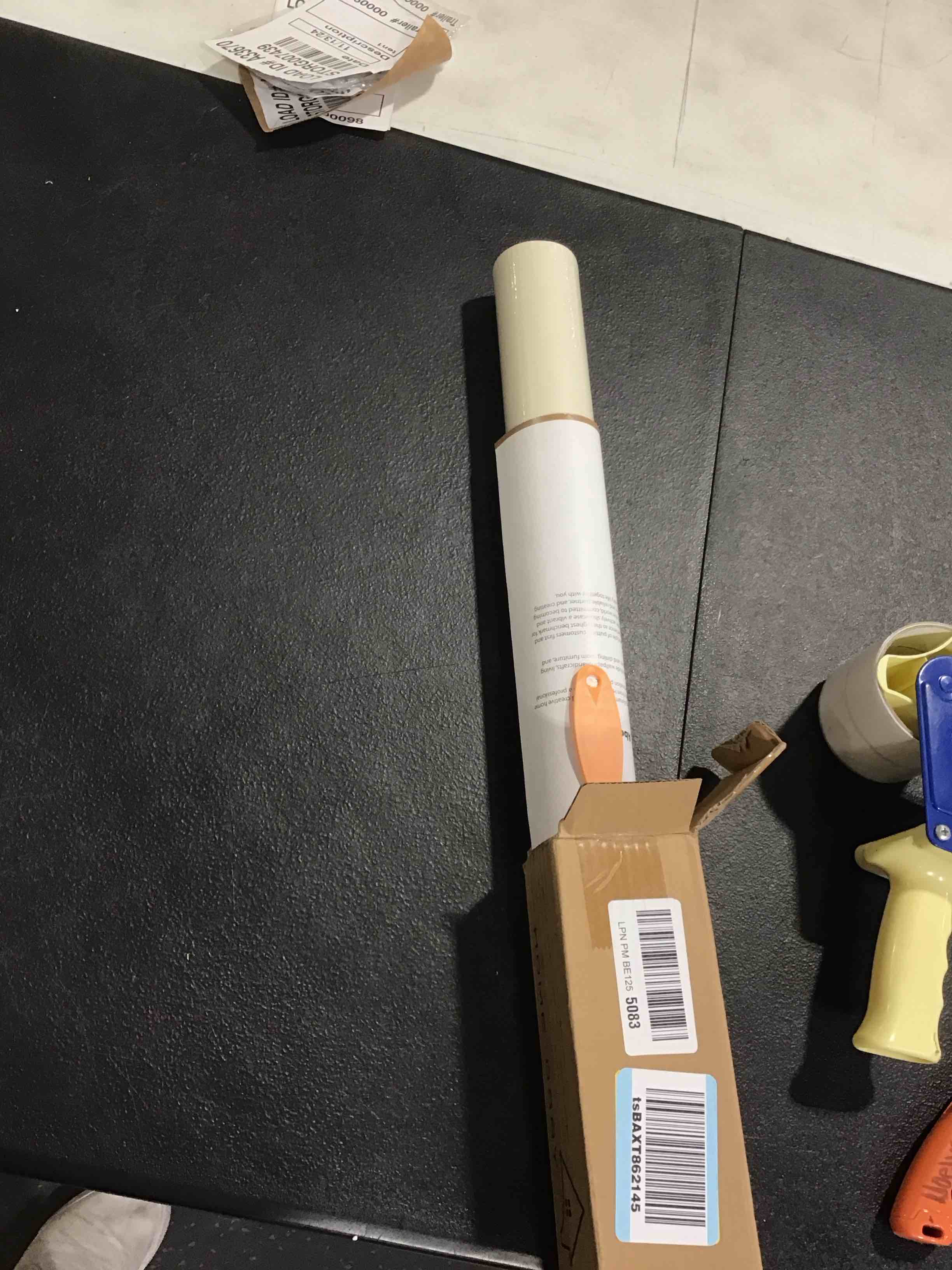 https://s3.amazonaws.com/lotting-images-prod/bidfta/PPE0380493_1731520982033.jpeg