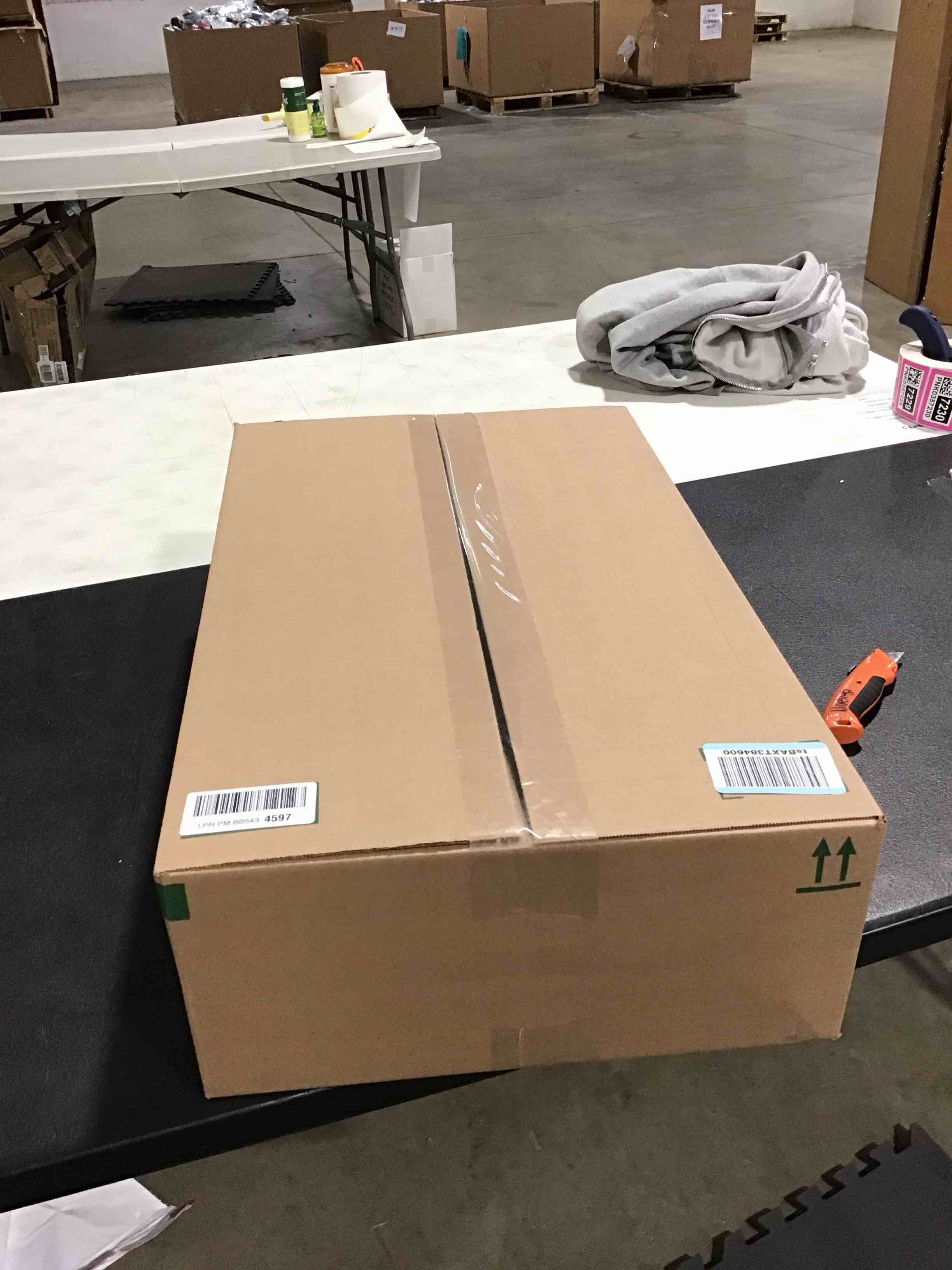 https://s3.amazonaws.com/lotting-images-prod/bidfta/PPE0380781_1730988314167.jpeg