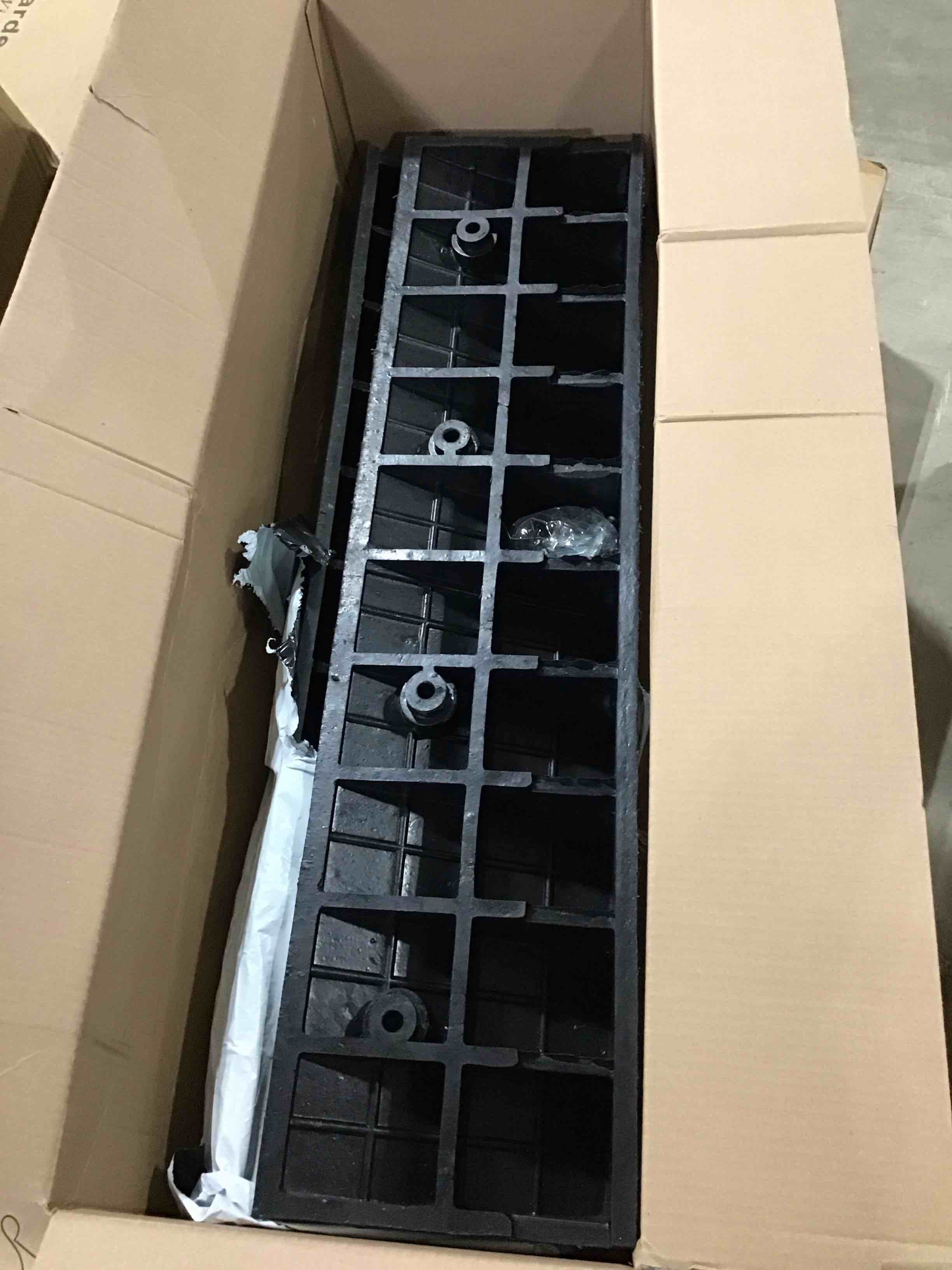 https://s3.amazonaws.com/lotting-images-prod/bidfta/PPE0380892_1730742245930.jpeg