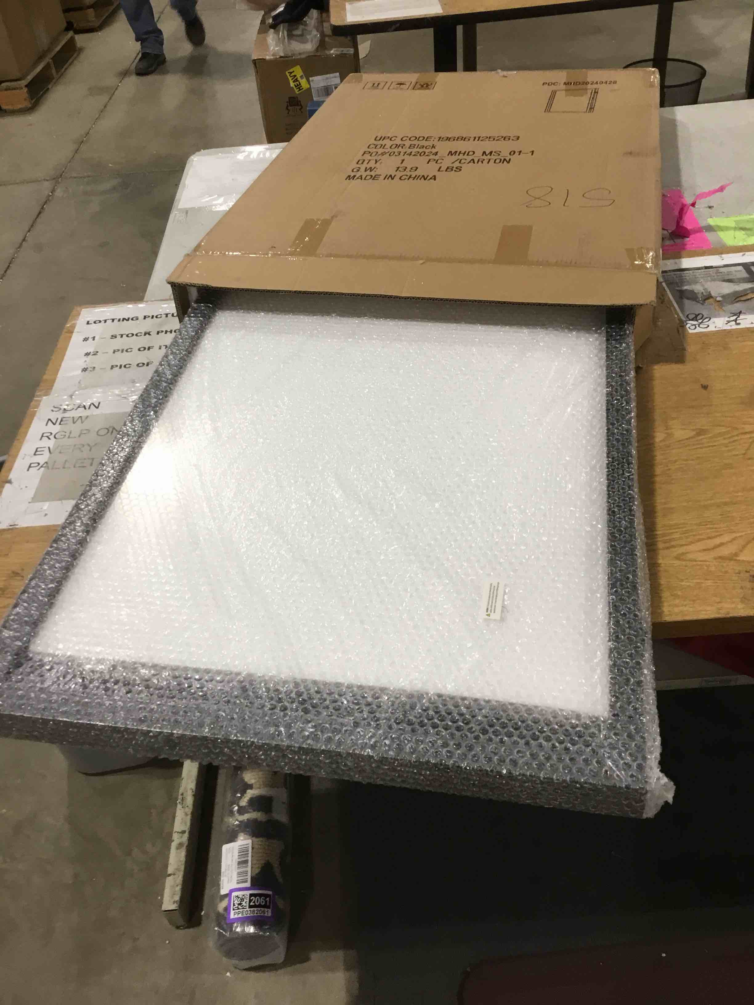 https://s3.amazonaws.com/lotting-images-prod/bidfta/PPE0382004_1739277155703.jpeg
