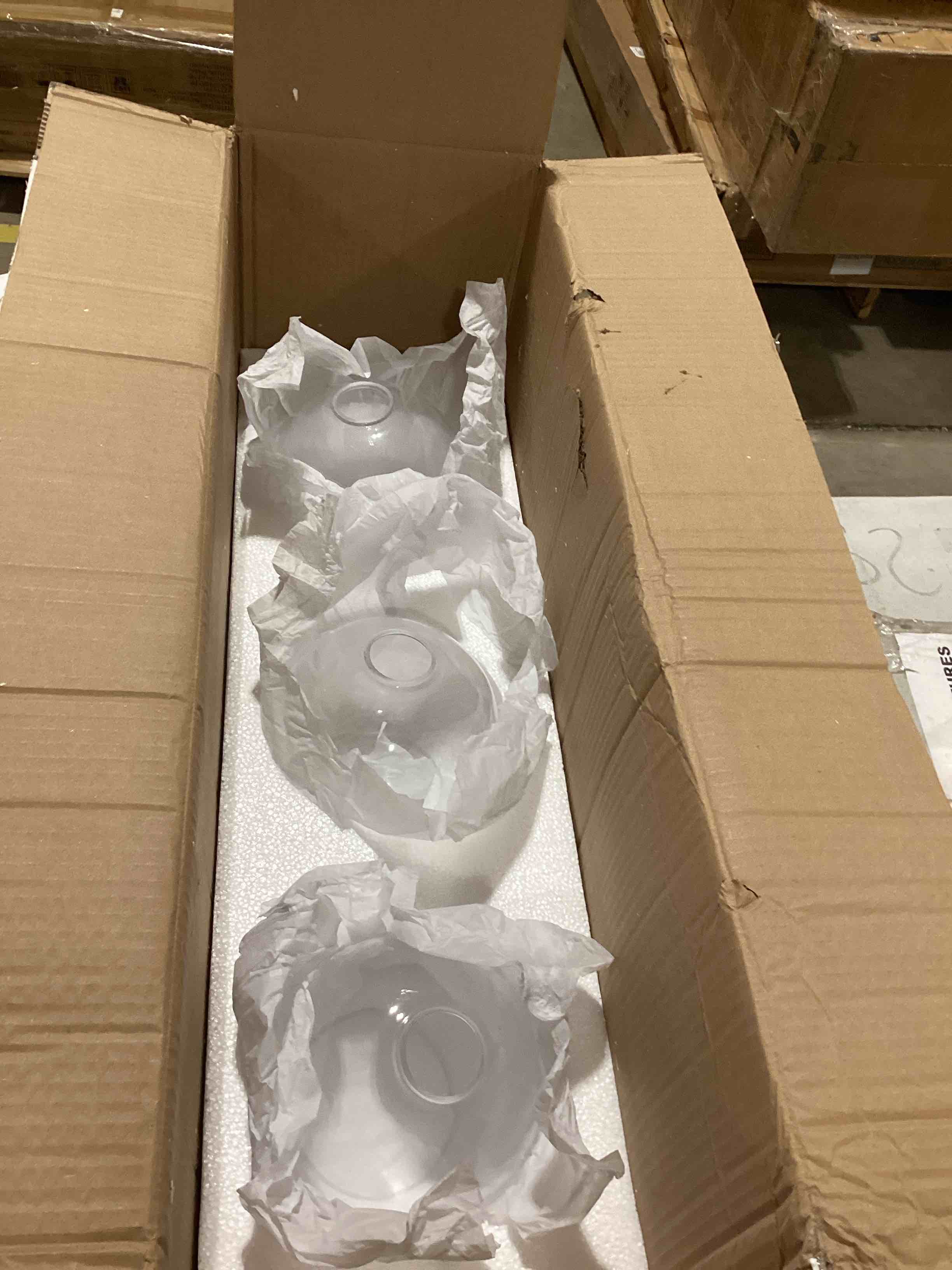 https://s3.amazonaws.com/lotting-images-prod/bidfta/PPE0382129_1738930914449.jpeg