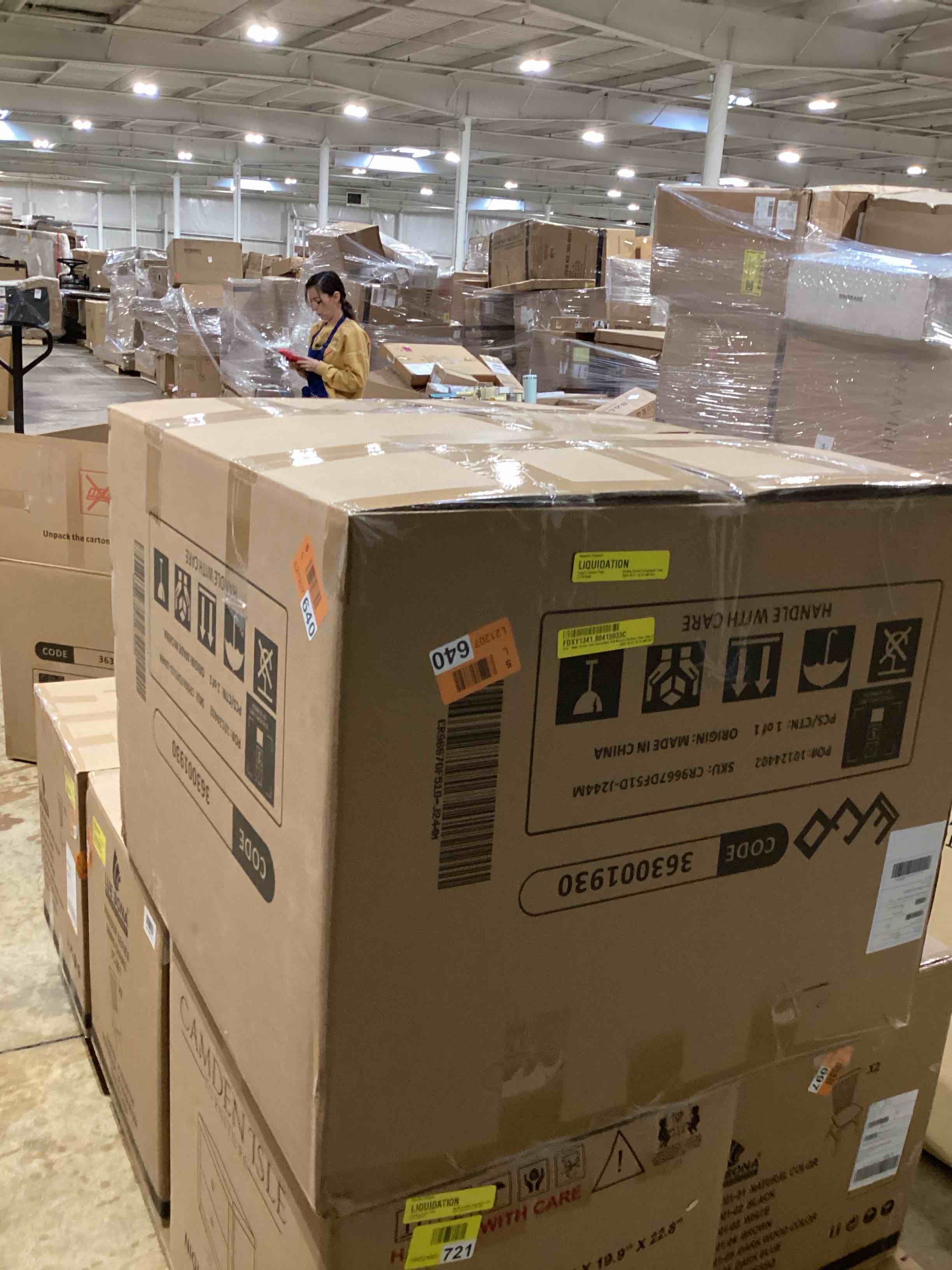 https://s3.amazonaws.com/lotting-images-prod/bidfta/PPE0384368_1732207875869.jpeg