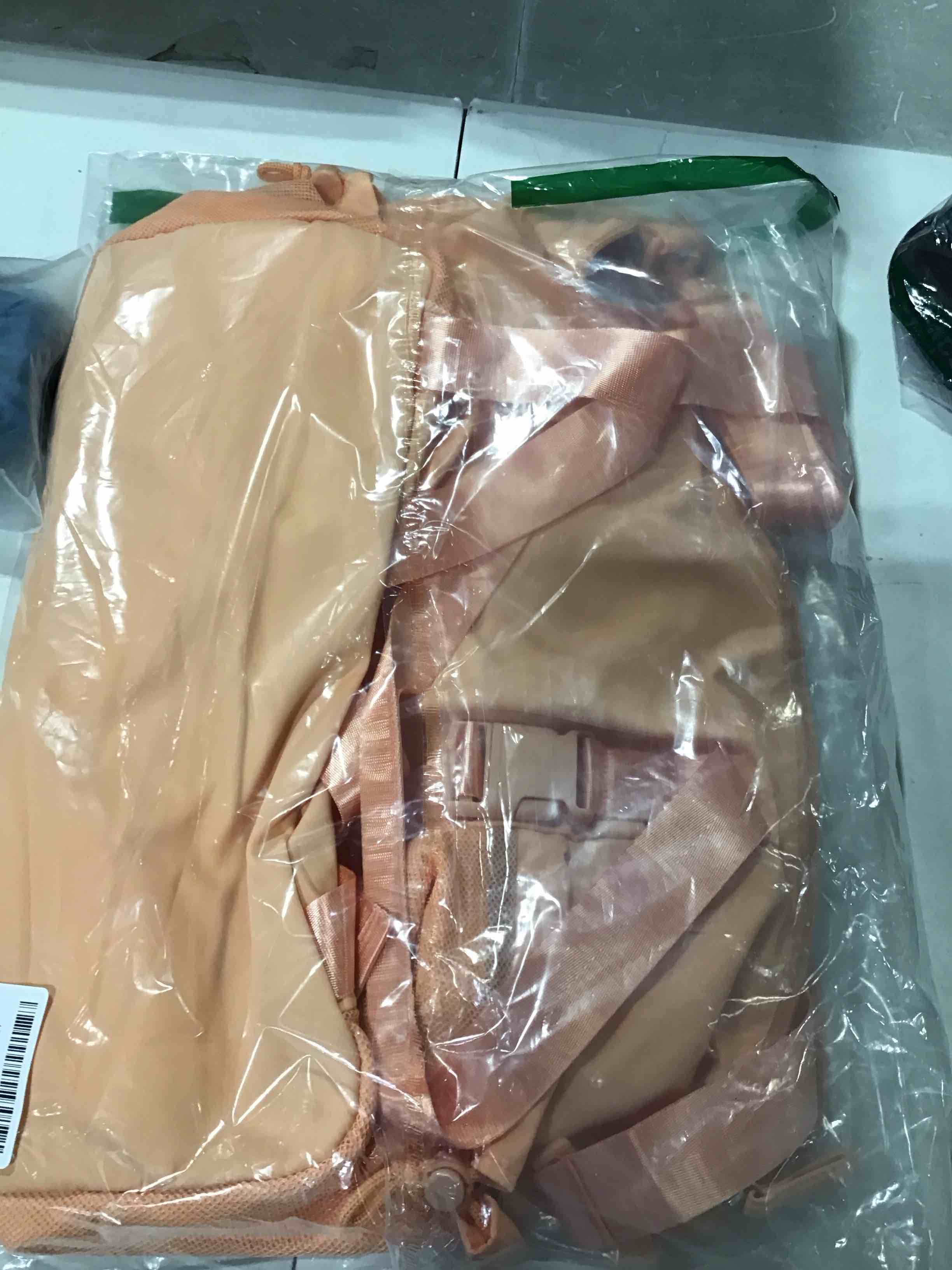 https://s3.amazonaws.com/lotting-images-prod/bidfta/PPE0385016_1731439341043.jpeg