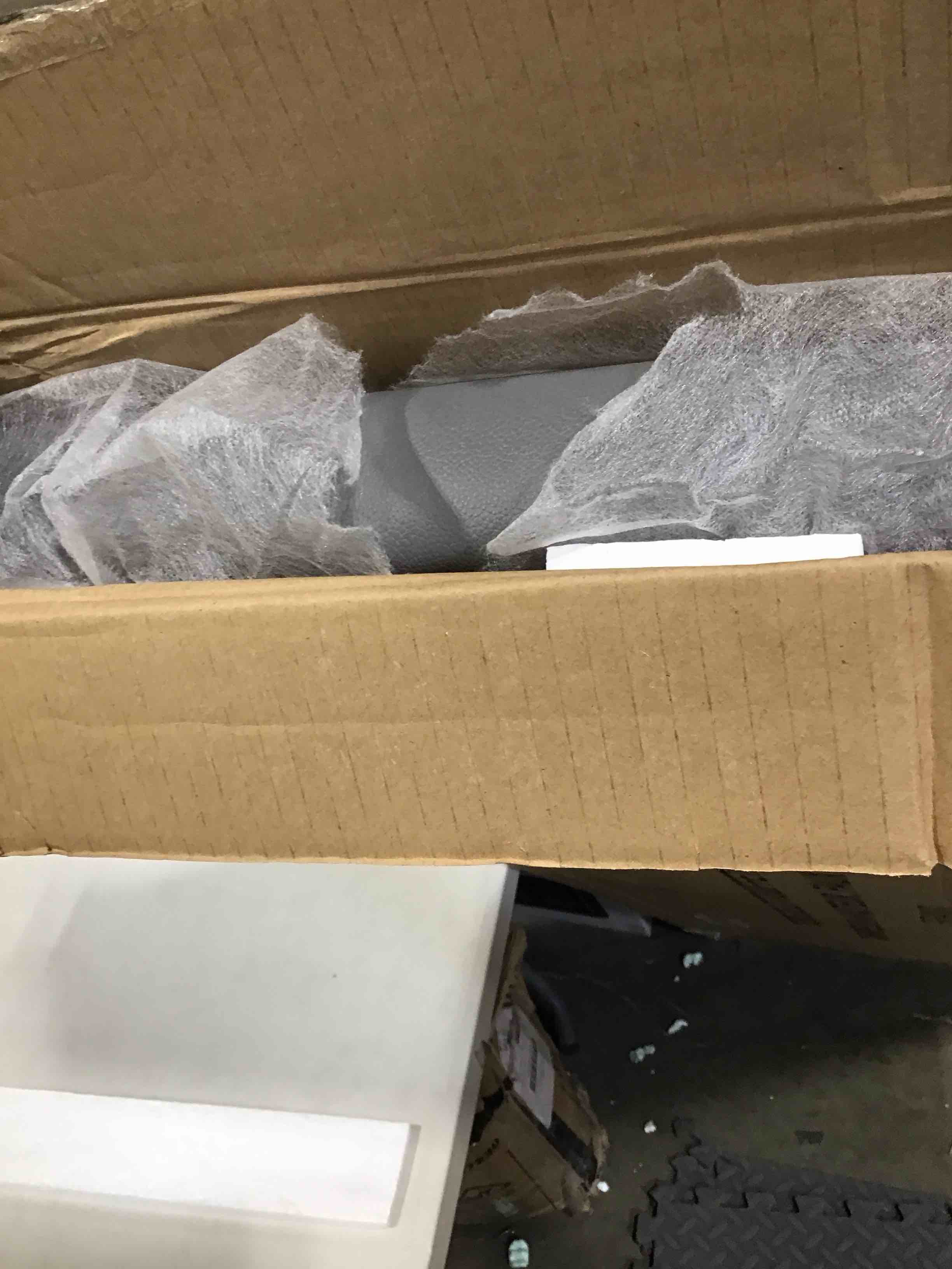 https://s3.amazonaws.com/lotting-images-prod/bidfta/PPE0385030_1731428519326.jpeg