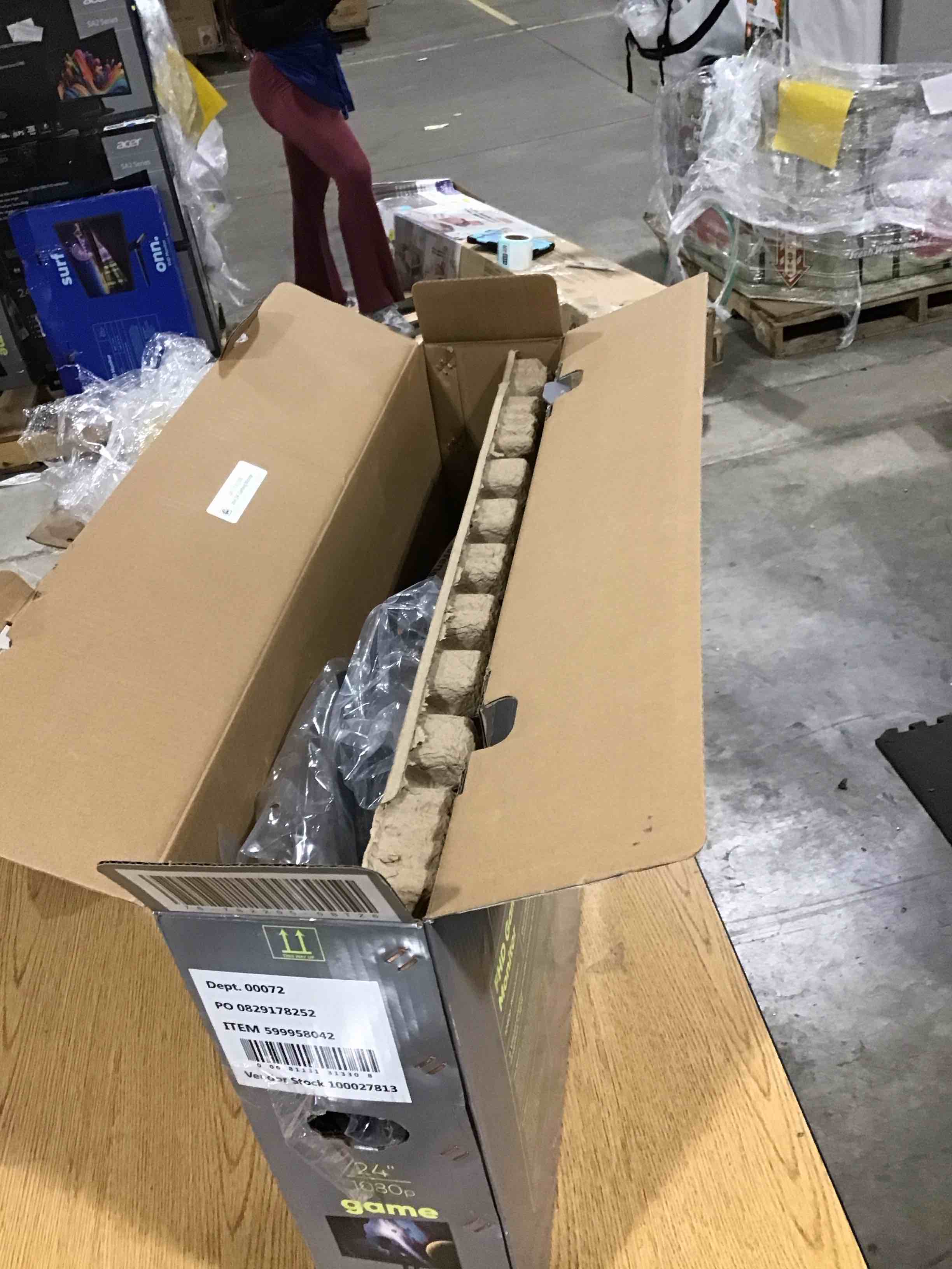 https://s3.amazonaws.com/lotting-images-prod/bidfta/PPE0386312_1732544434073.jpeg
