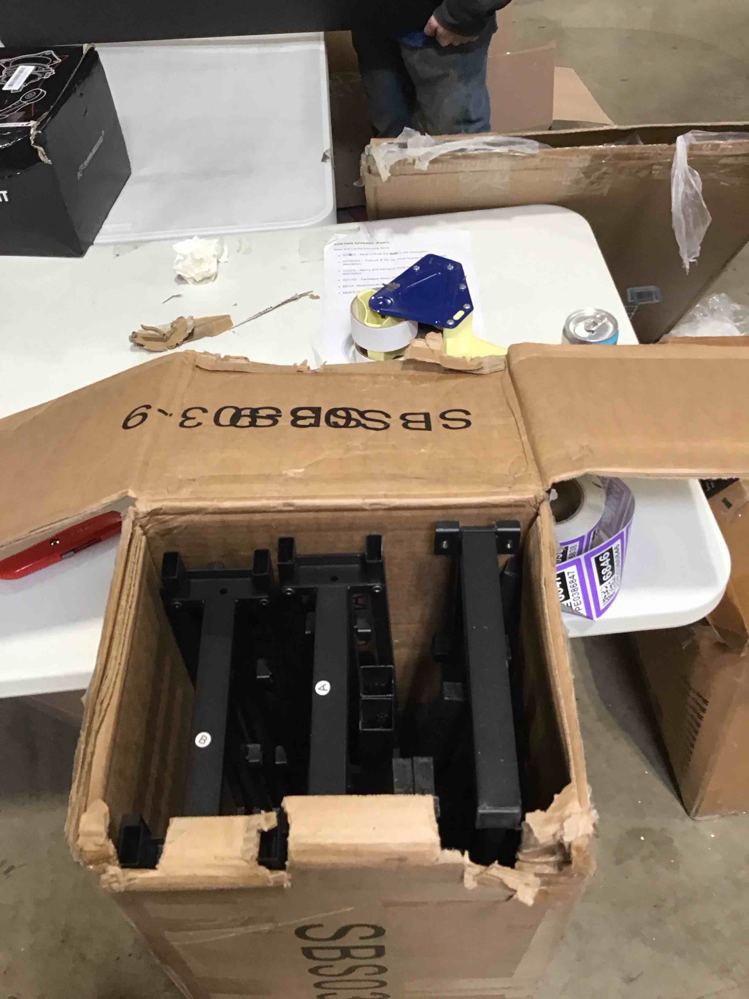 https://s3.amazonaws.com/lotting-images-prod/bidfta/PPE0386853_1731437839867.jpeg
