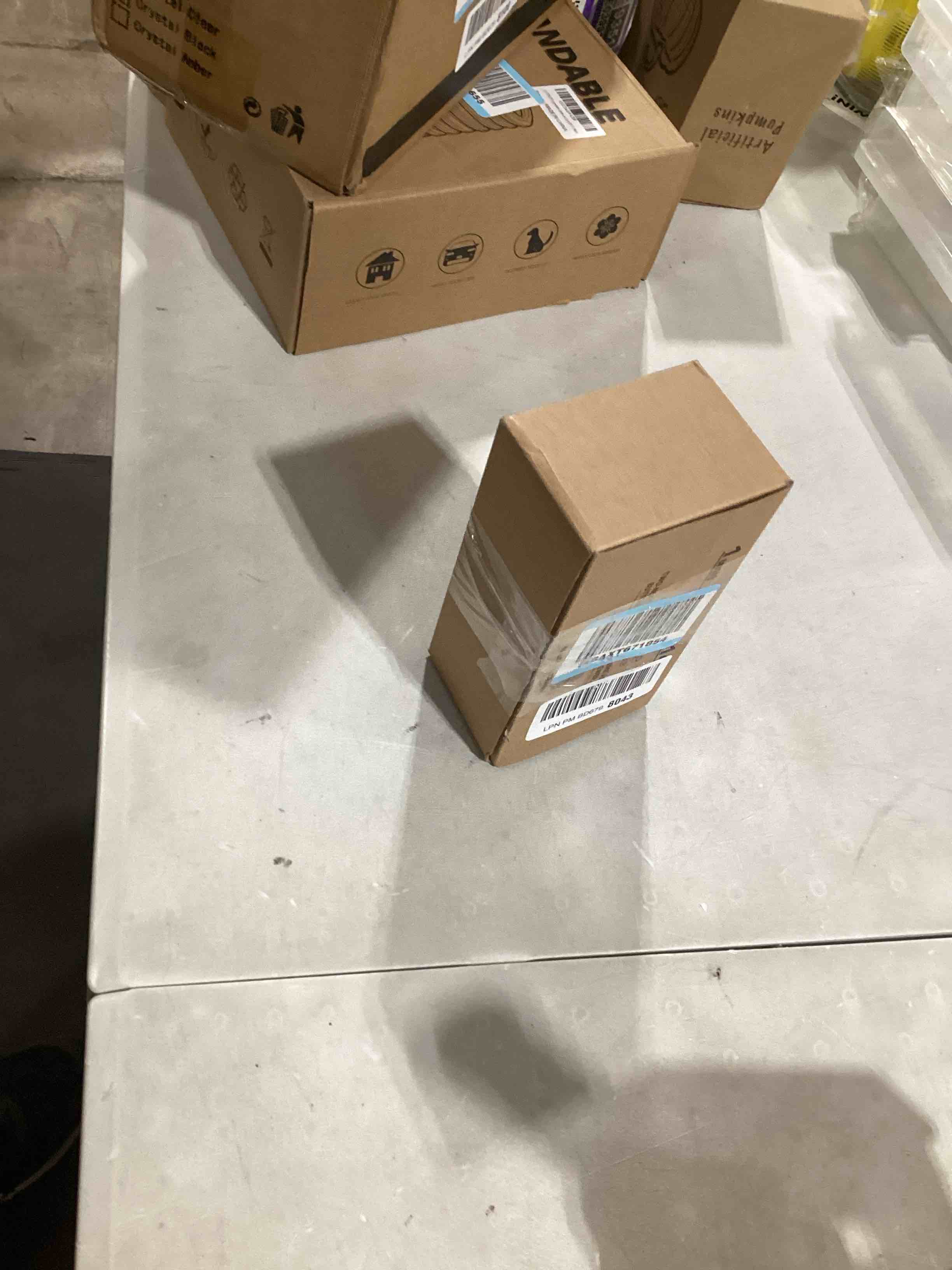 https://s3.amazonaws.com/lotting-images-prod/bidfta/PPE0387099_1730905147406.jpeg