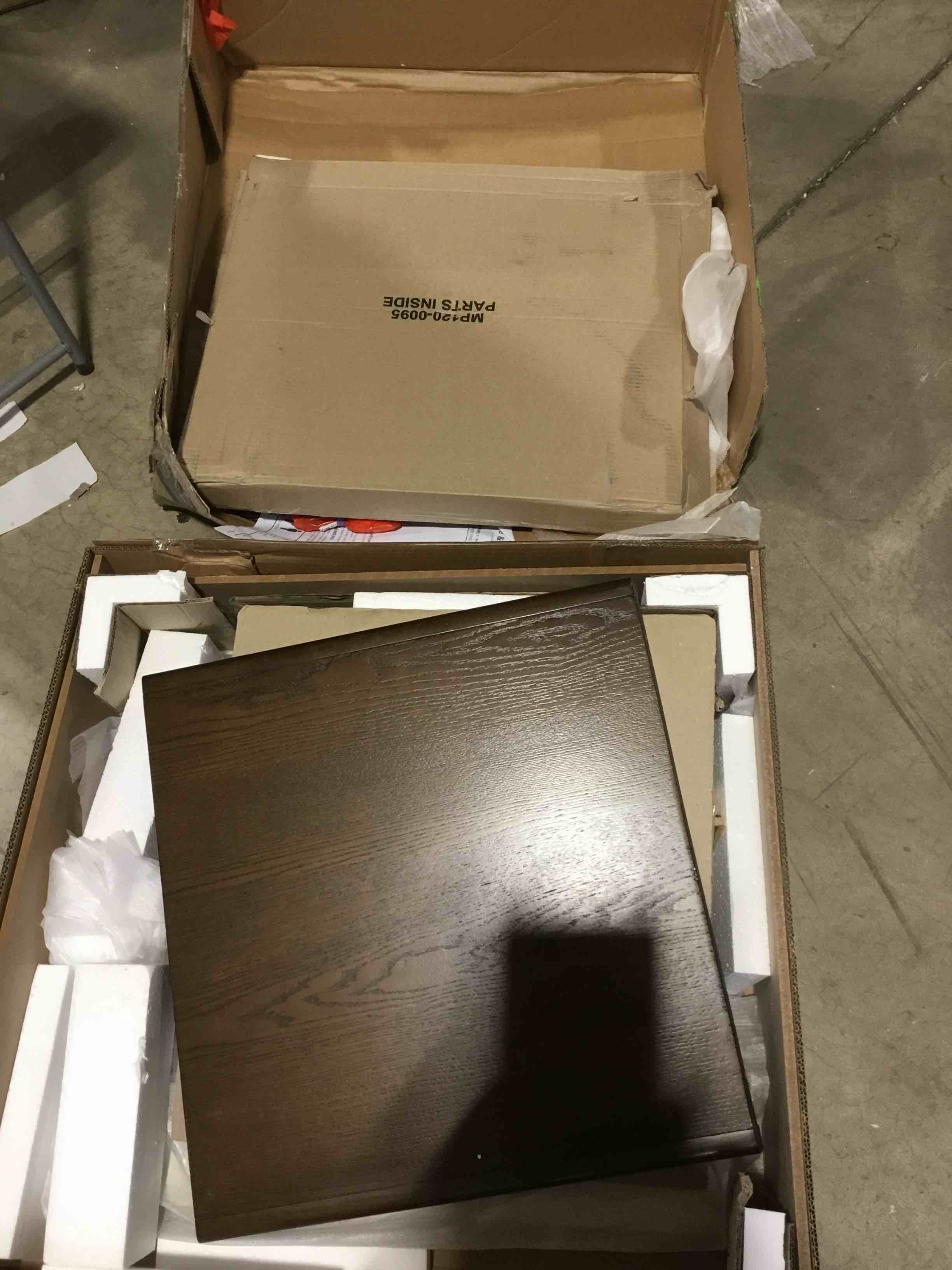 https://s3.amazonaws.com/lotting-images-prod/bidfta/PPE0388183_1738076337399.jpeg
