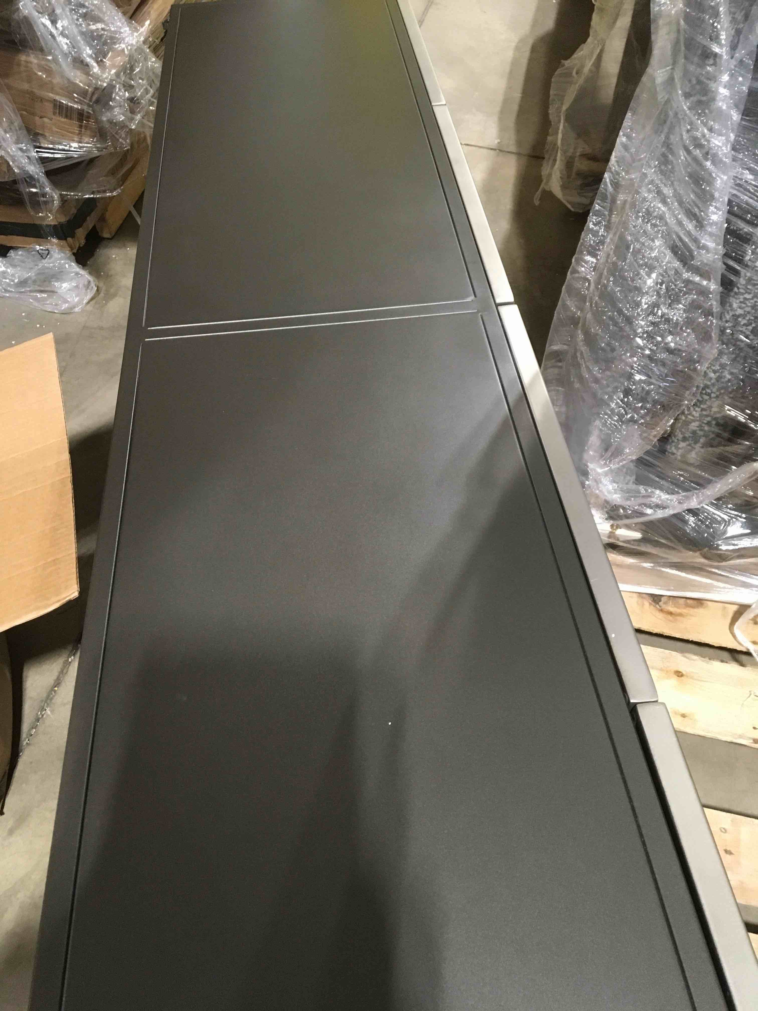 https://s3.amazonaws.com/lotting-images-prod/bidfta/PPE0388196_1738071941731.jpeg