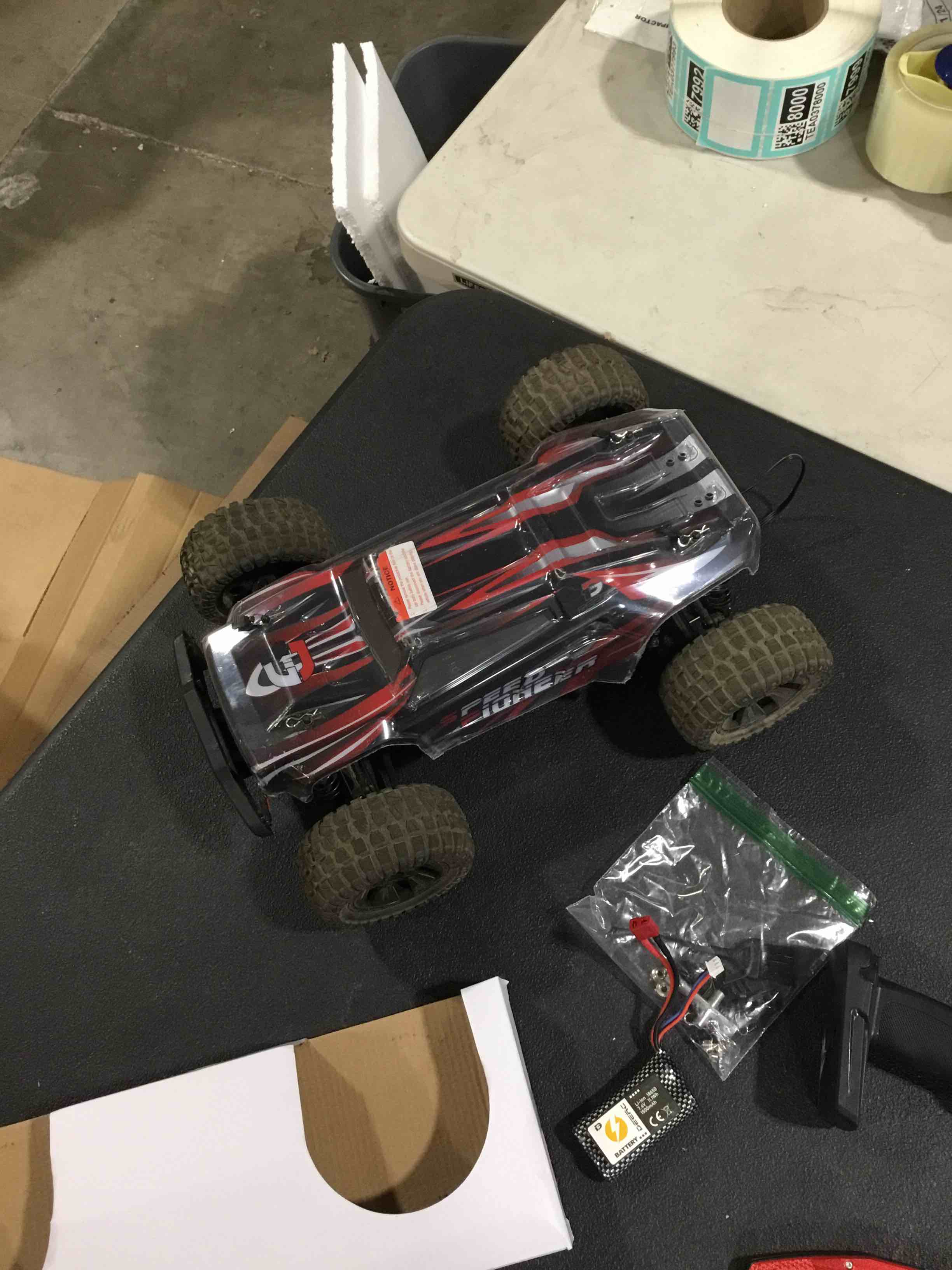 https://s3.amazonaws.com/lotting-images-prod/bidfta/PPE0389213_1731443638508.jpeg