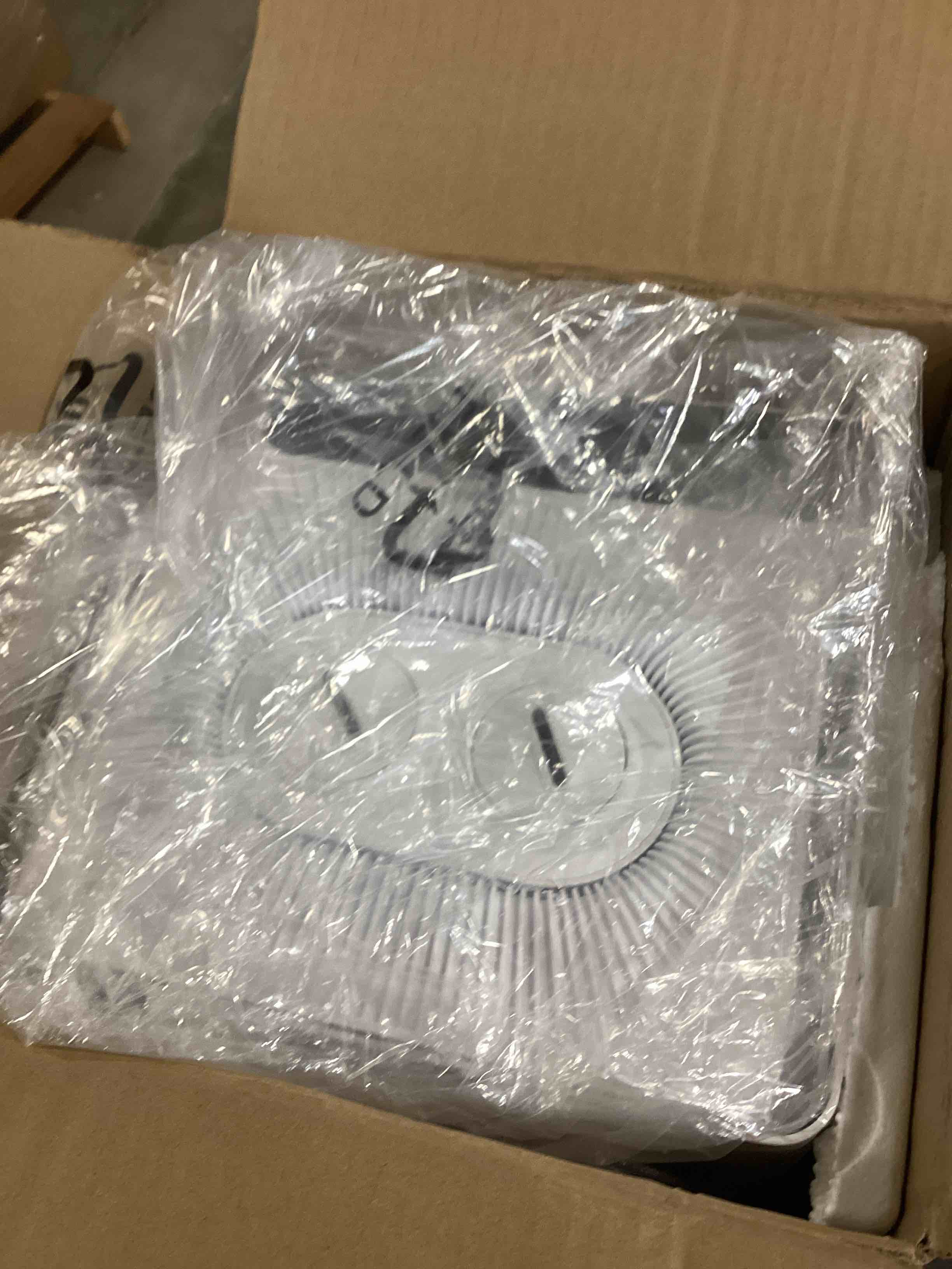 https://s3.amazonaws.com/lotting-images-prod/bidfta/PPE0389227_1731437844172.jpeg