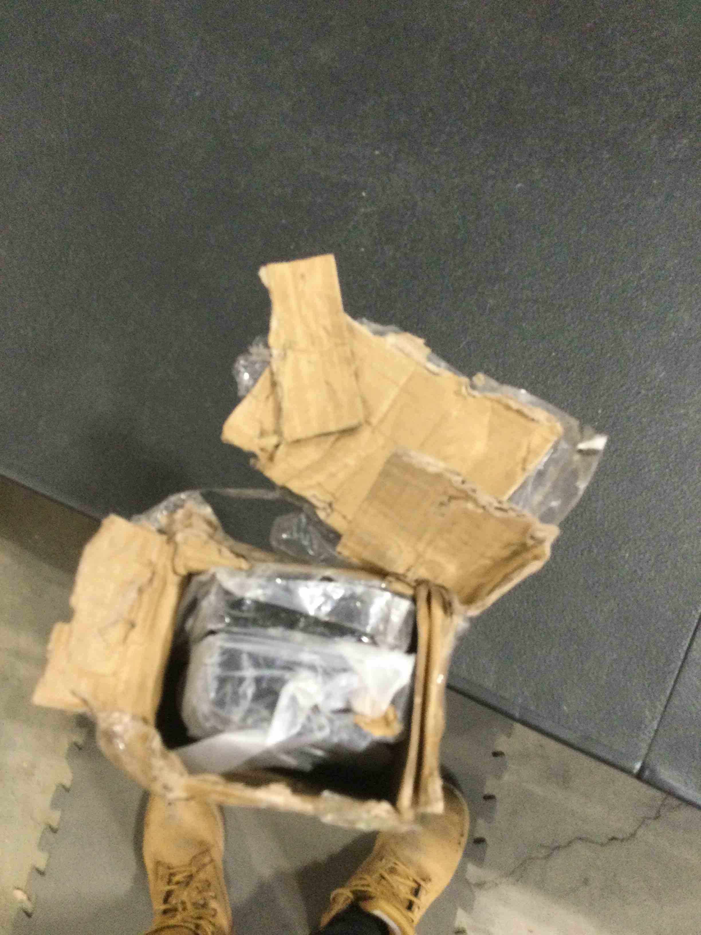 https://s3.amazonaws.com/lotting-images-prod/bidfta/PPE0389482_1730821721774.jpeg