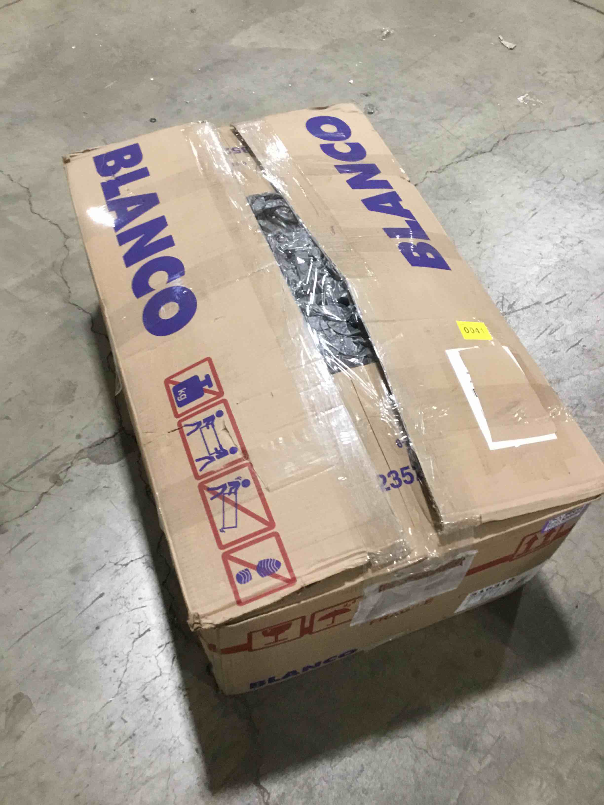 https://s3.amazonaws.com/lotting-images-prod/bidfta/PPE0390025_1738331373725.jpeg