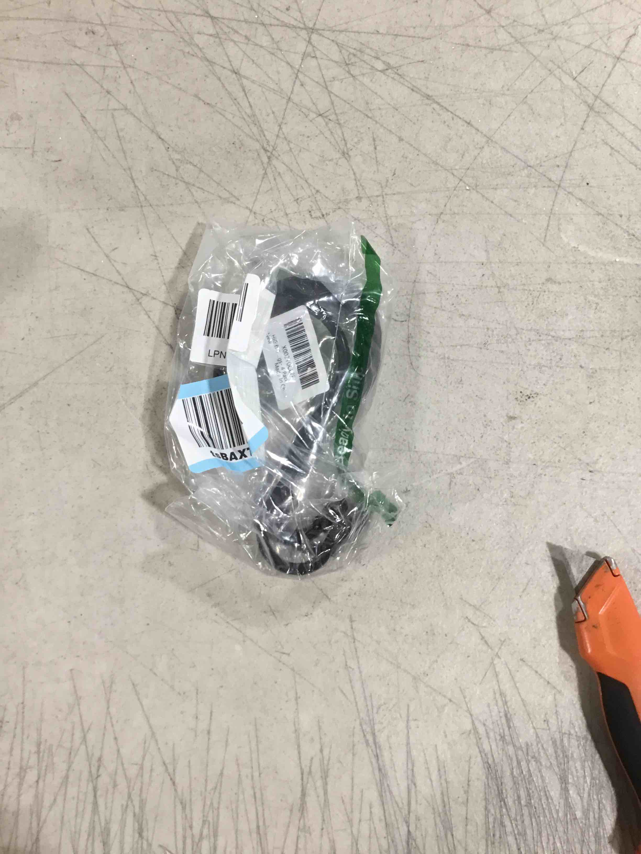 https://s3.amazonaws.com/lotting-images-prod/bidfta/PPE0391706_1731935949030.jpeg