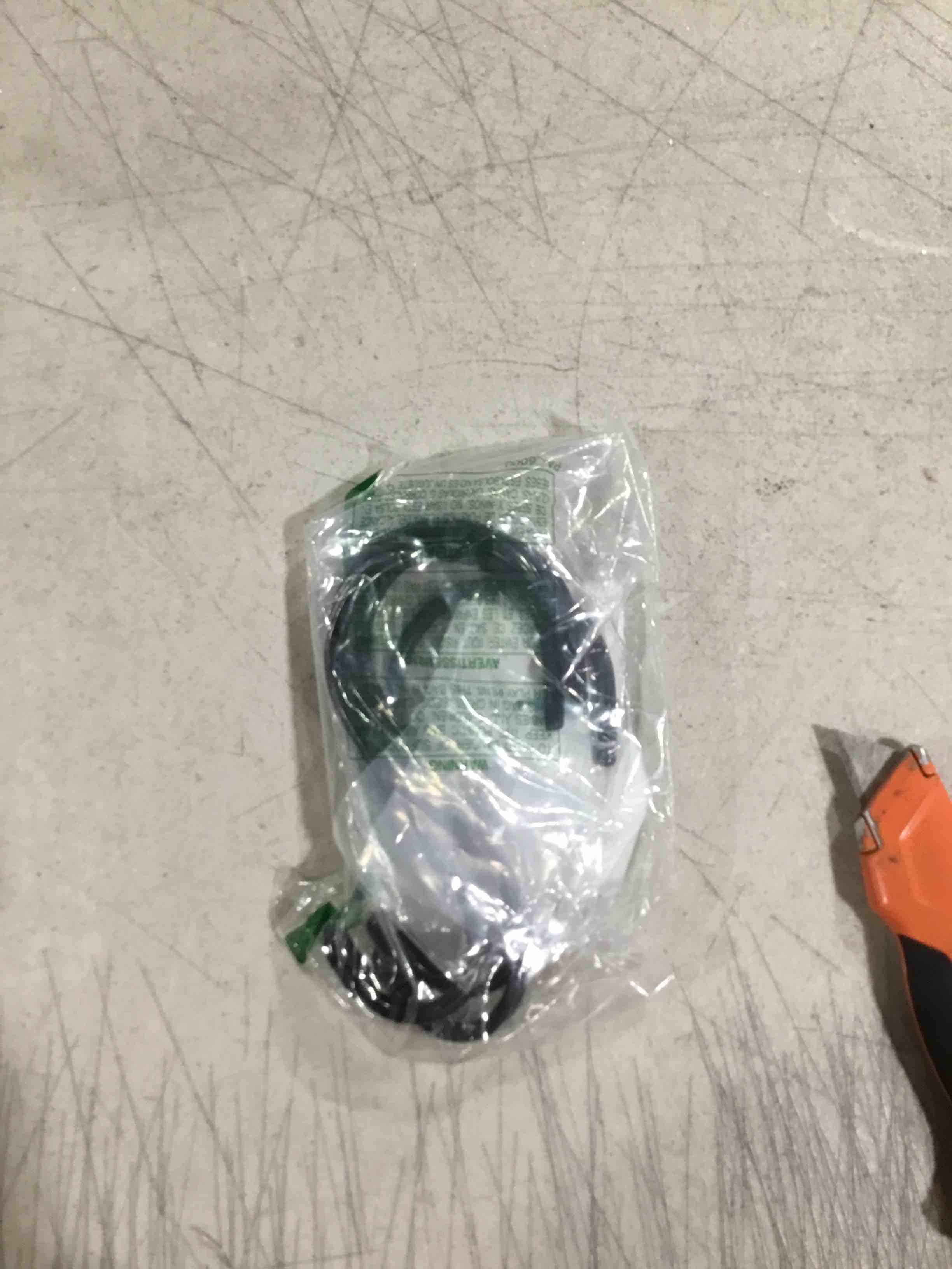 https://s3.amazonaws.com/lotting-images-prod/bidfta/PPE0391706_1731935952110.jpeg
