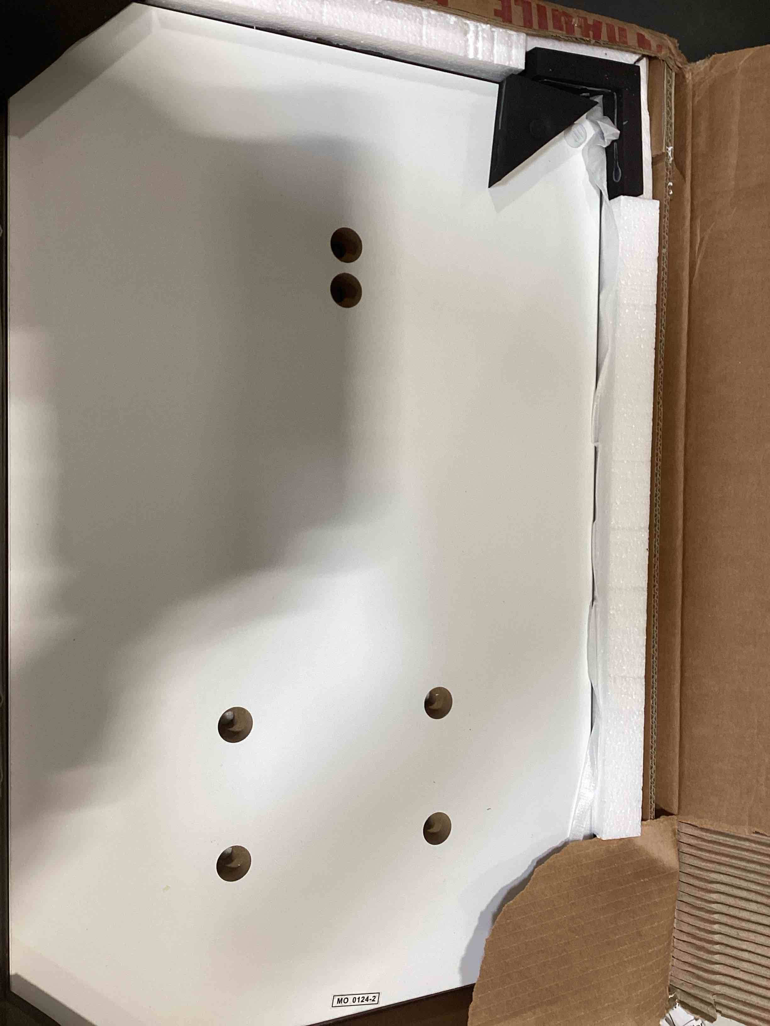 https://s3.amazonaws.com/lotting-images-prod/bidfta/PPE0392065_1738685200210.jpeg
