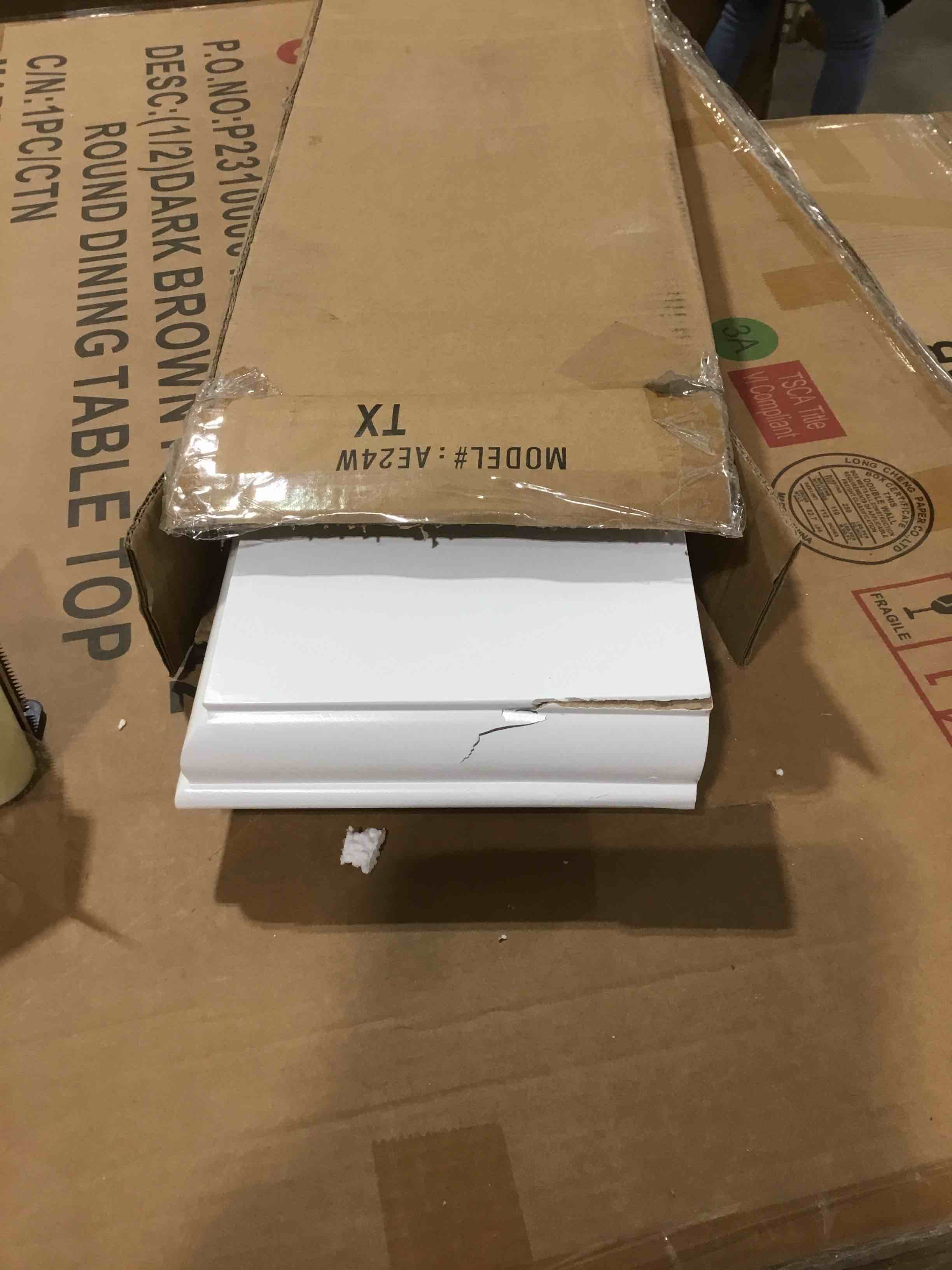 https://s3.amazonaws.com/lotting-images-prod/bidfta/PPE0392892_1736263957744.jpeg