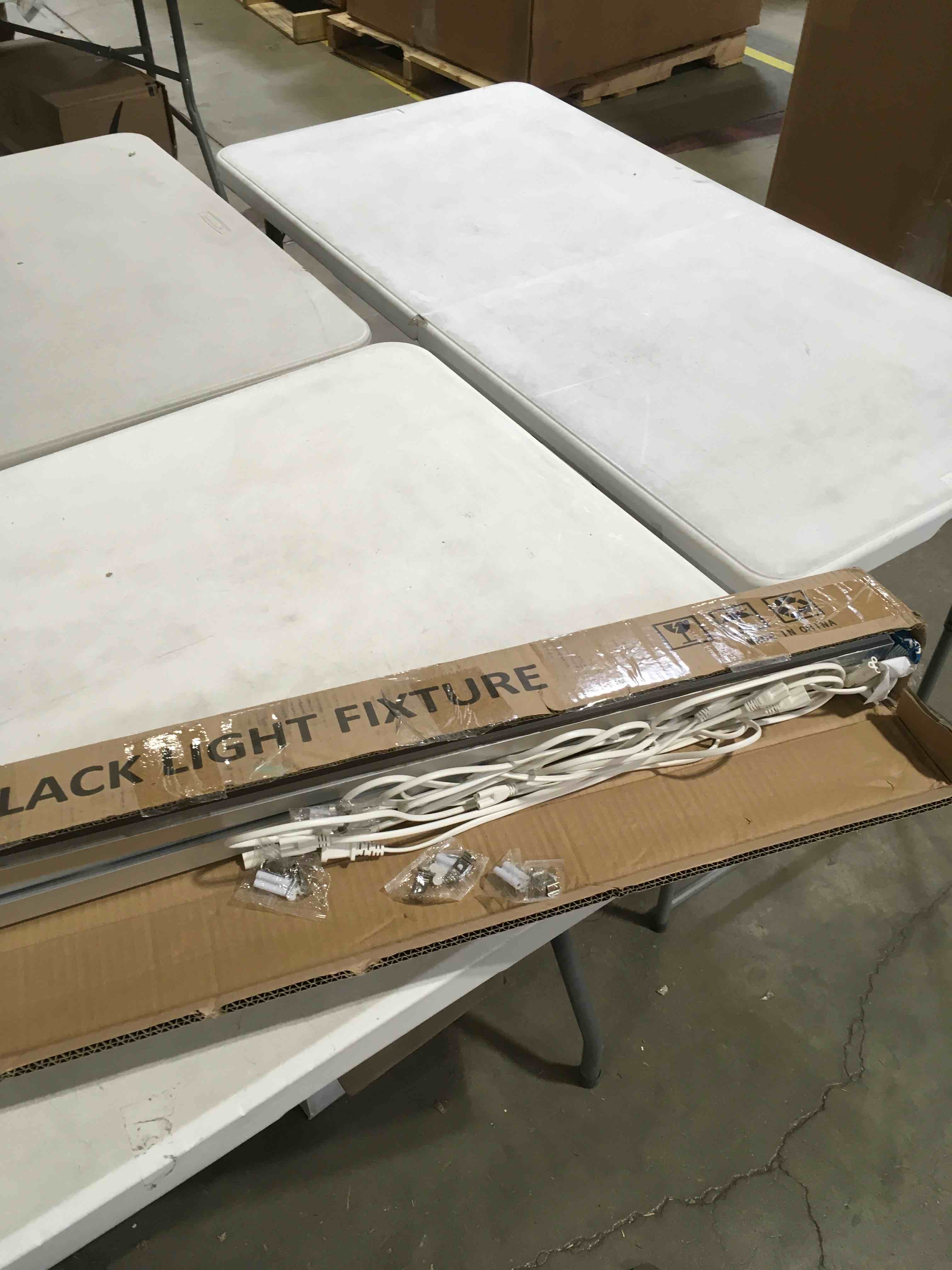 https://s3.amazonaws.com/lotting-images-prod/bidfta/PPE0393857_1729271936120.jpeg