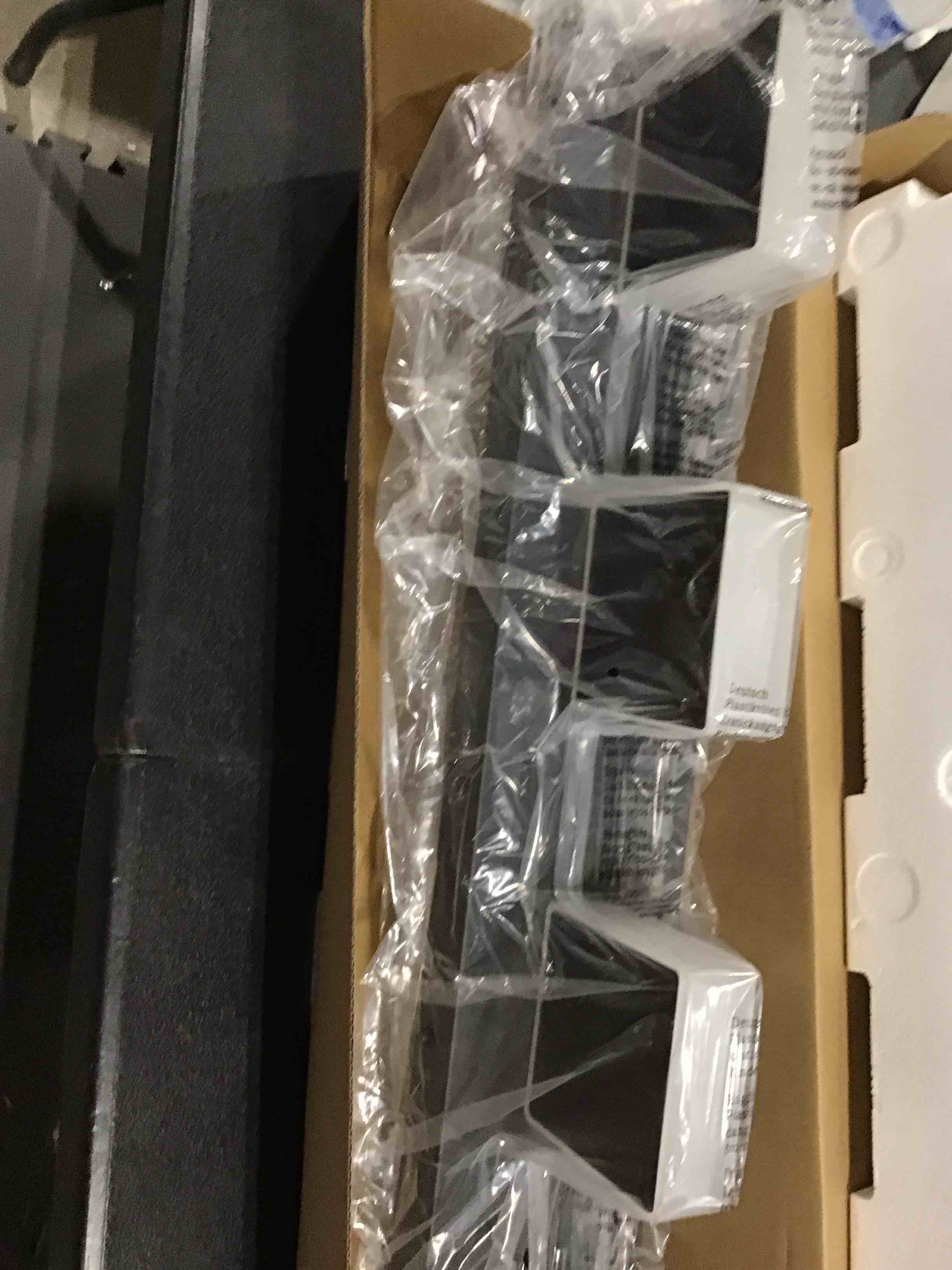 https://s3.amazonaws.com/lotting-images-prod/bidfta/PPE0394352_1731613275222.jpeg