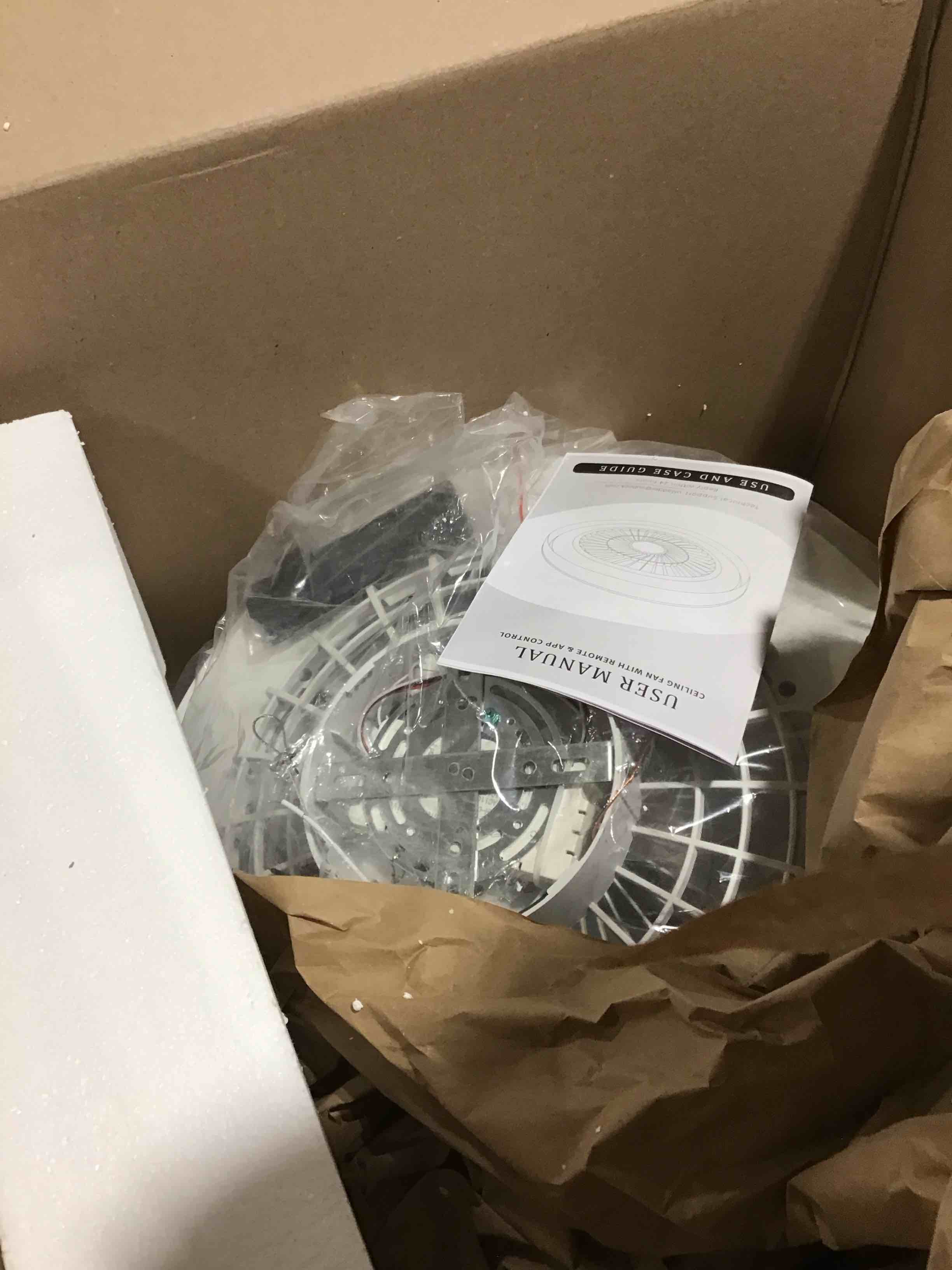 https://s3.amazonaws.com/lotting-images-prod/bidfta/PPE0395762_1729003817137.jpeg