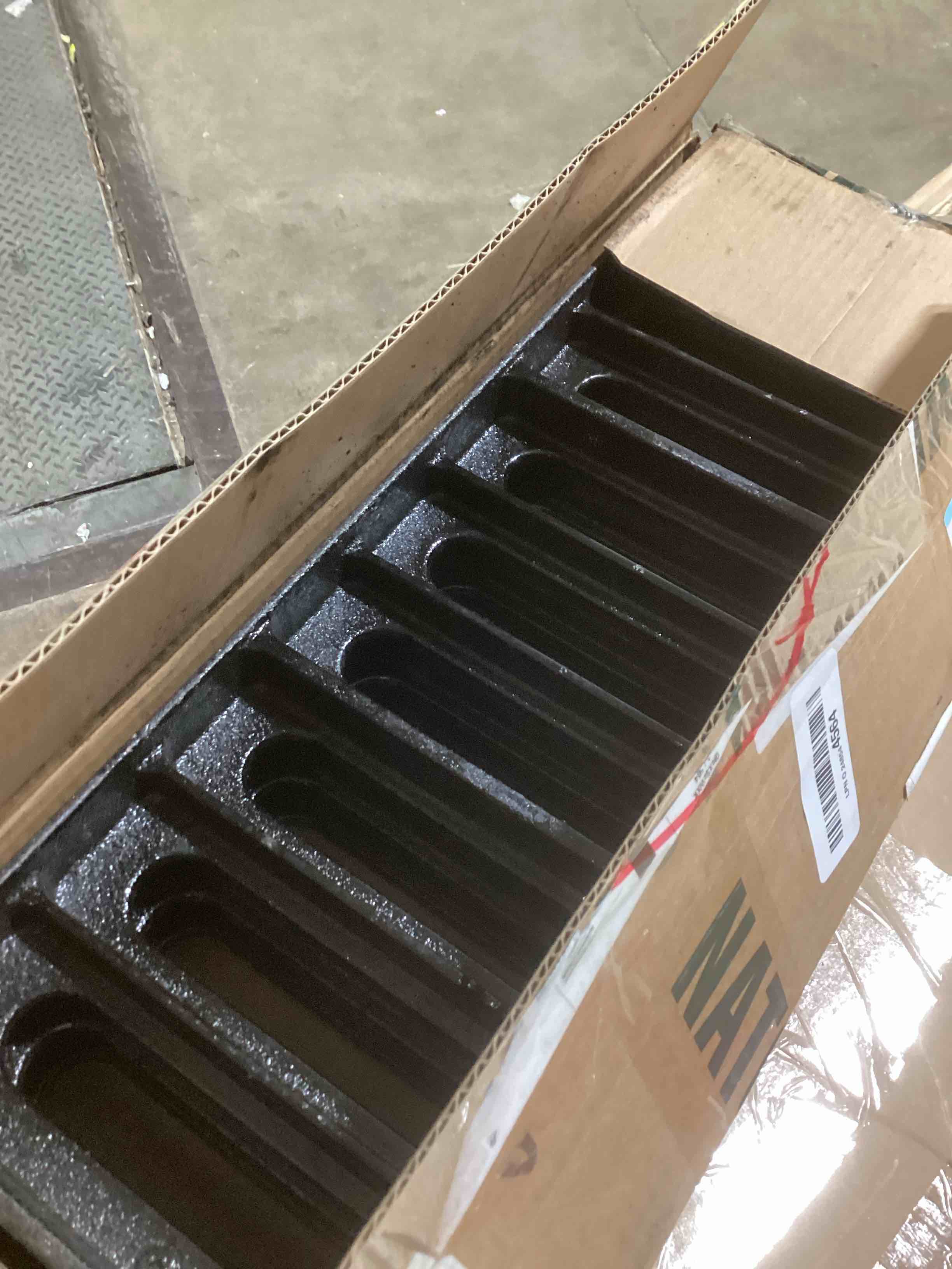 https://s3.amazonaws.com/lotting-images-prod/bidfta/PPE0396082_1738586063277.jpeg