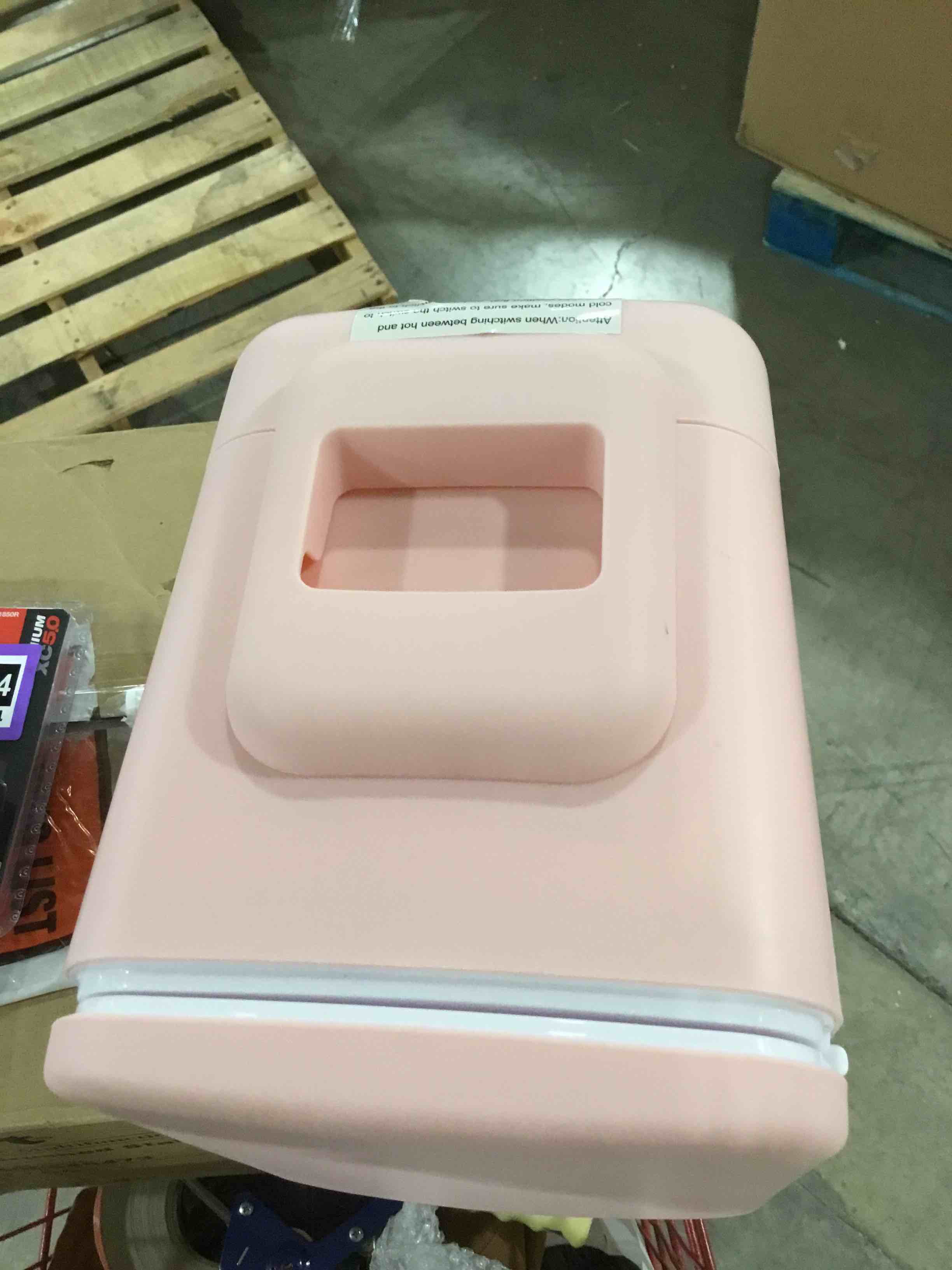 https://s3.amazonaws.com/lotting-images-prod/bidfta/PPE0396140_1738011784323.jpeg