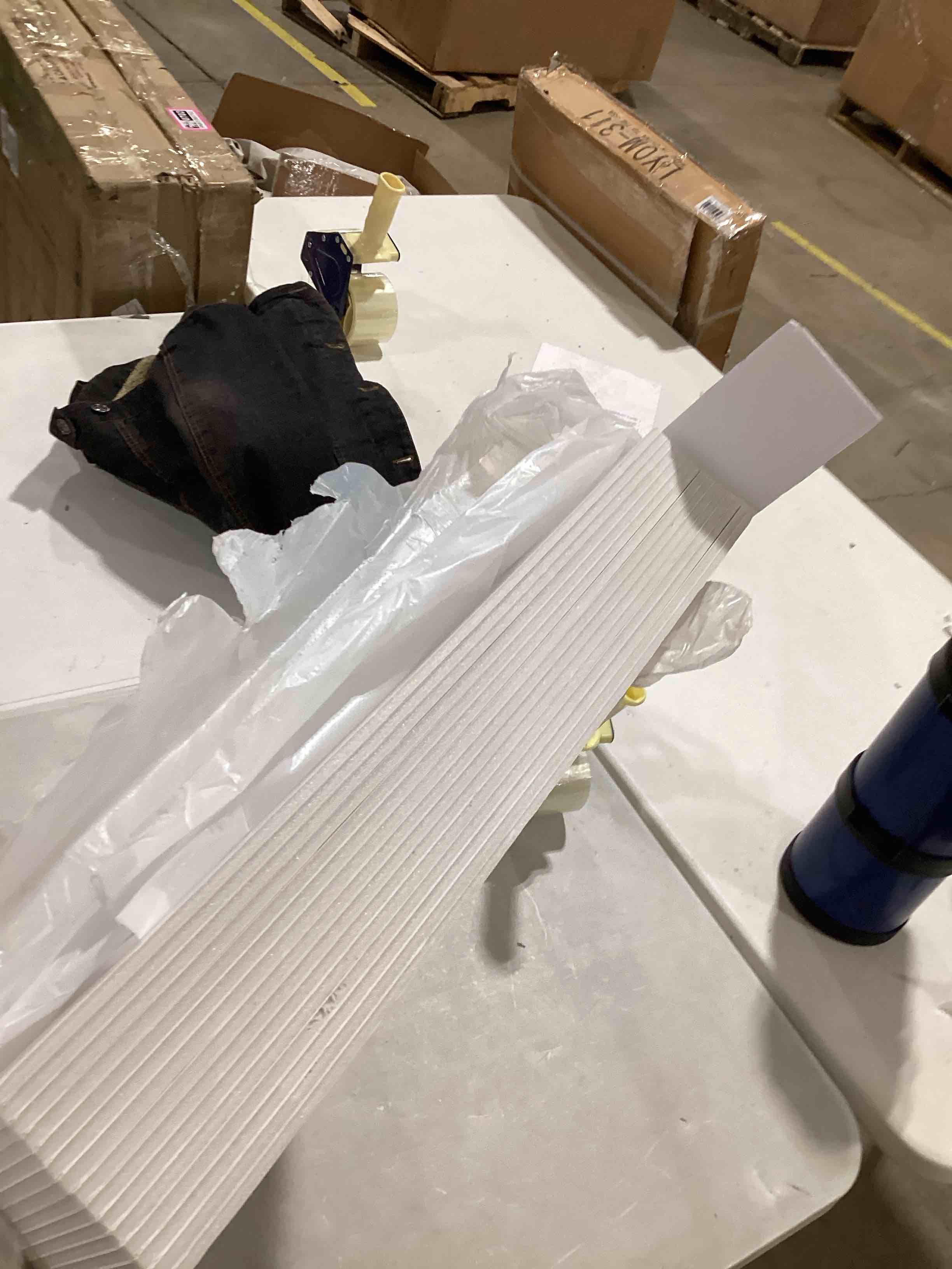 https://s3.amazonaws.com/lotting-images-prod/bidfta/PPE0399231_1731326856285.jpeg