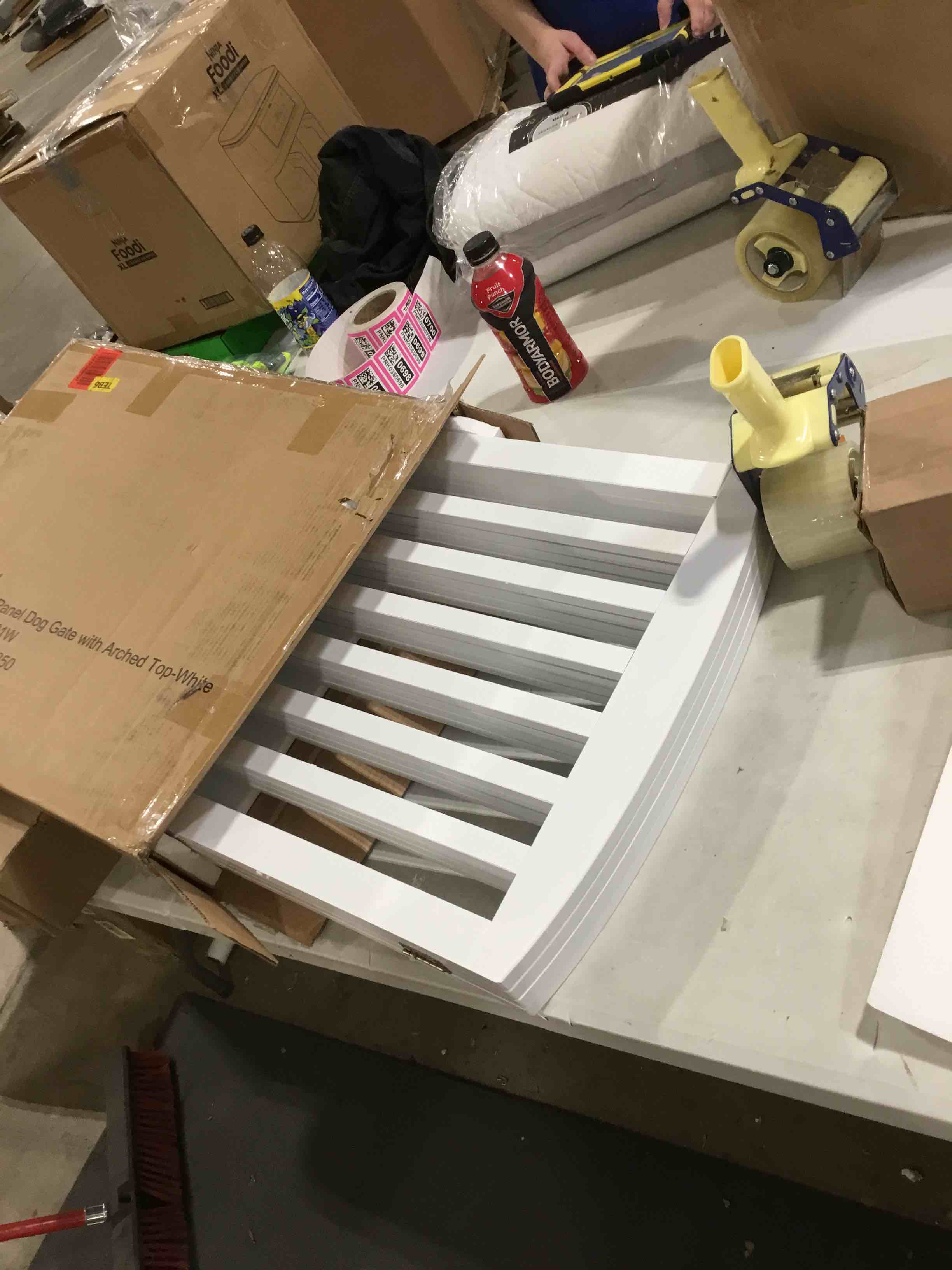 https://s3.amazonaws.com/lotting-images-prod/bidfta/PPE0399240_1731096734961.jpeg