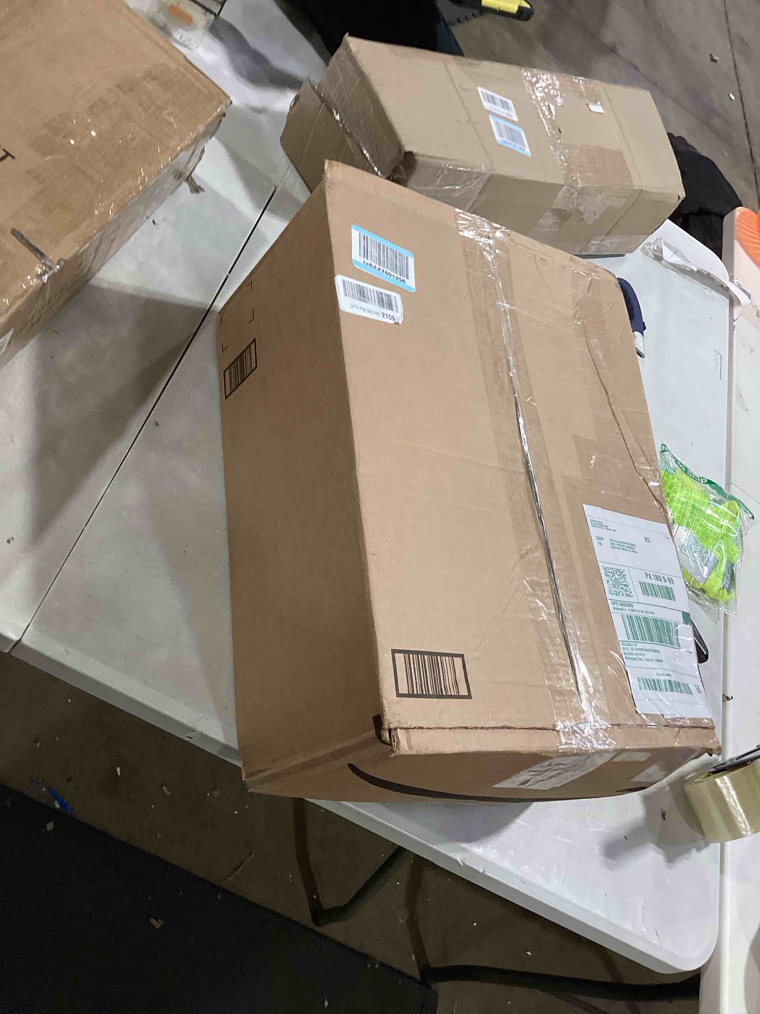 https://s3.amazonaws.com/lotting-images-prod/bidfta/PPE0399331_1731007406387.jpeg