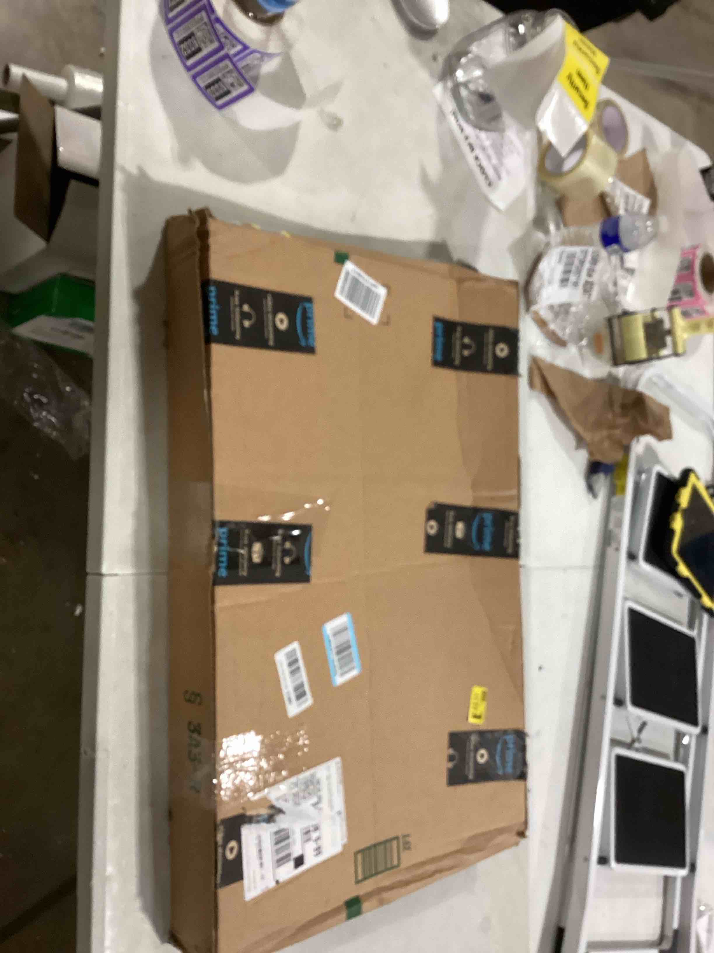 https://s3.amazonaws.com/lotting-images-prod/bidfta/PPE0399333_1731006817013.jpeg