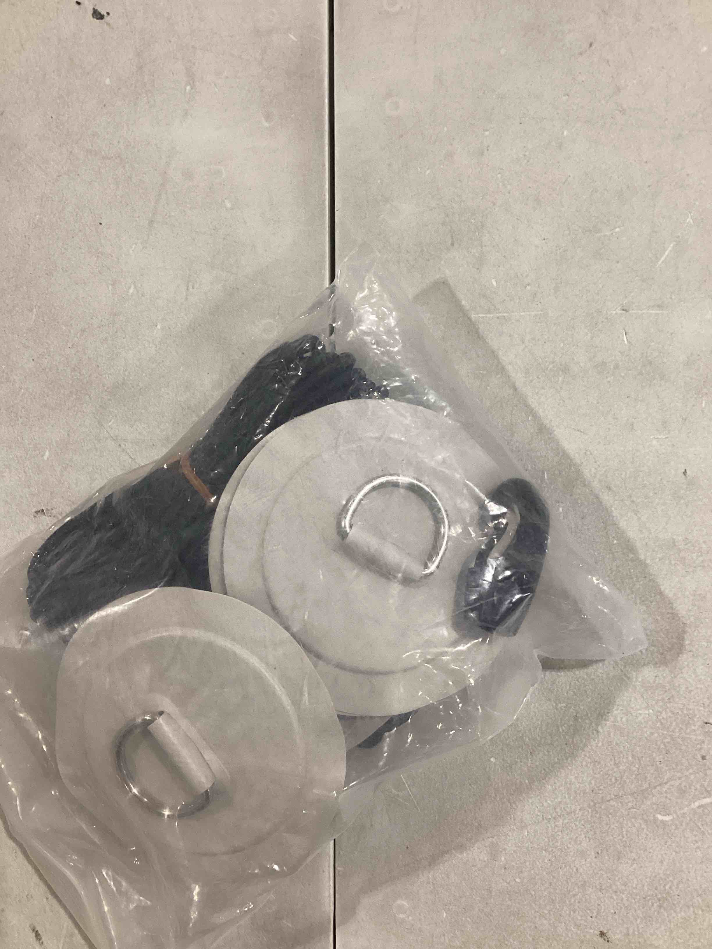 https://s3.amazonaws.com/lotting-images-prod/bidfta/PPE0399528_1730211395643.jpeg