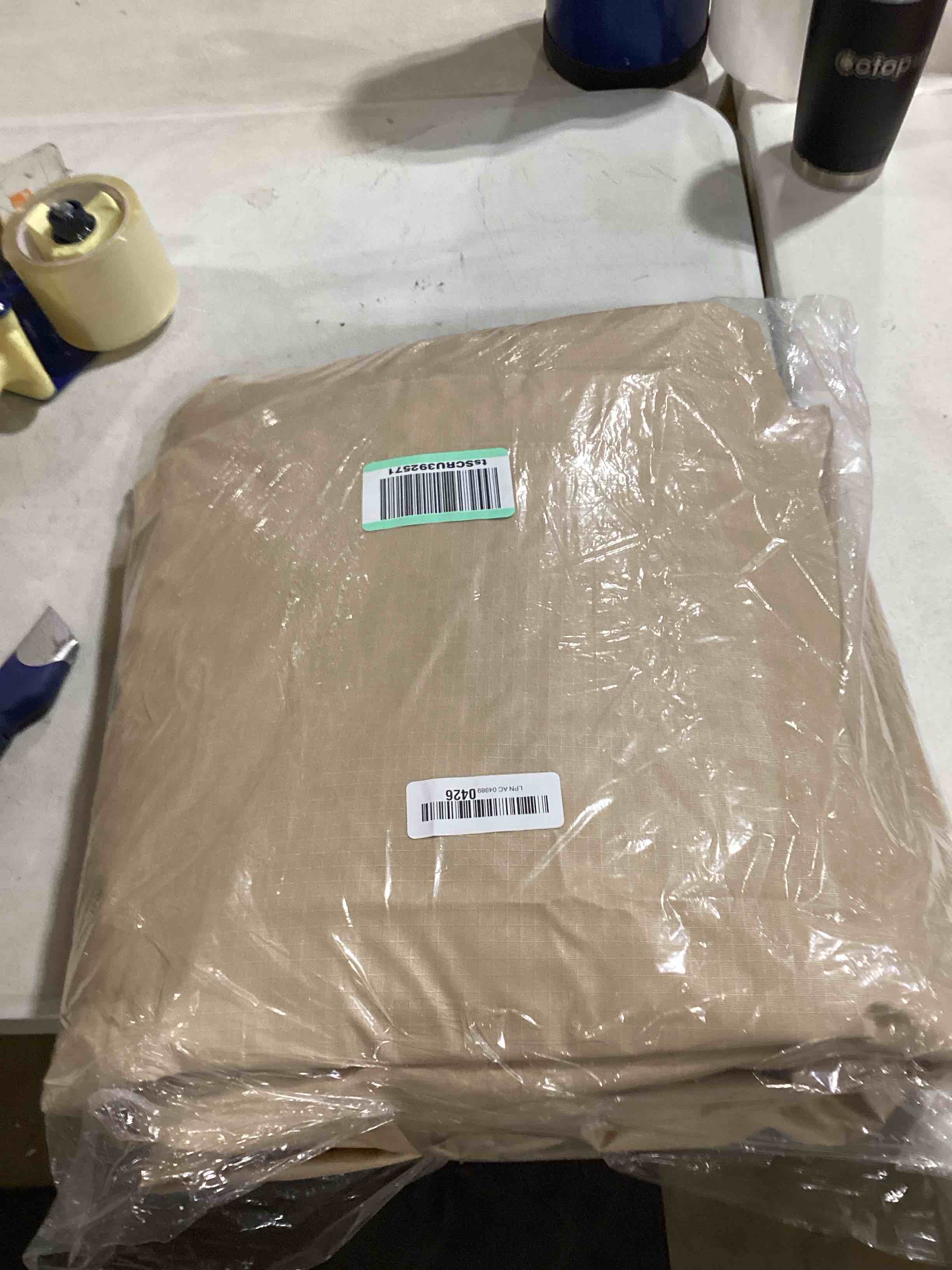 https://s3.amazonaws.com/lotting-images-prod/bidfta/PPE0399574_1730118879778.jpeg
