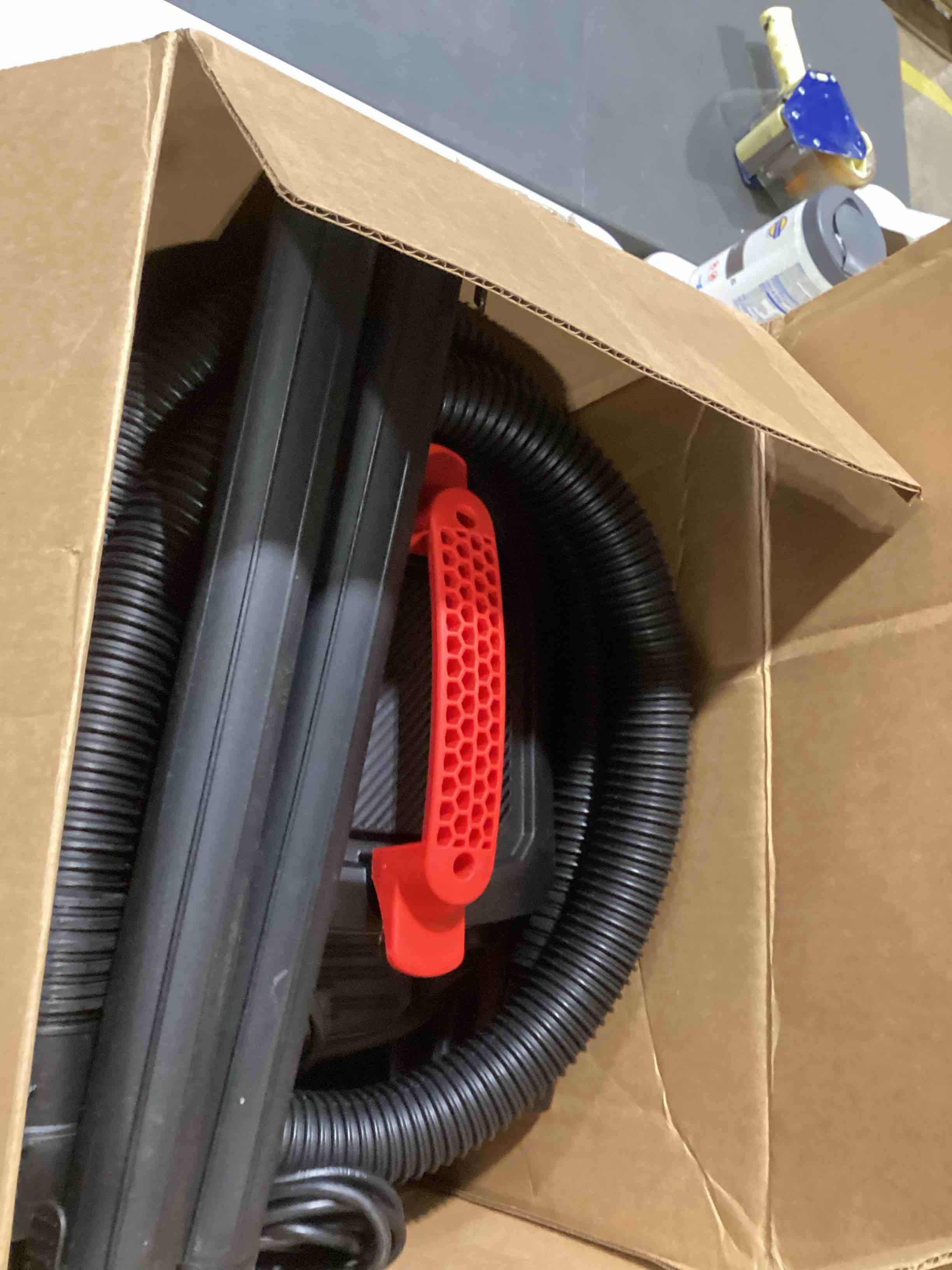 https://s3.amazonaws.com/lotting-images-prod/bidfta/PPE0400240_1735238595386.jpeg
