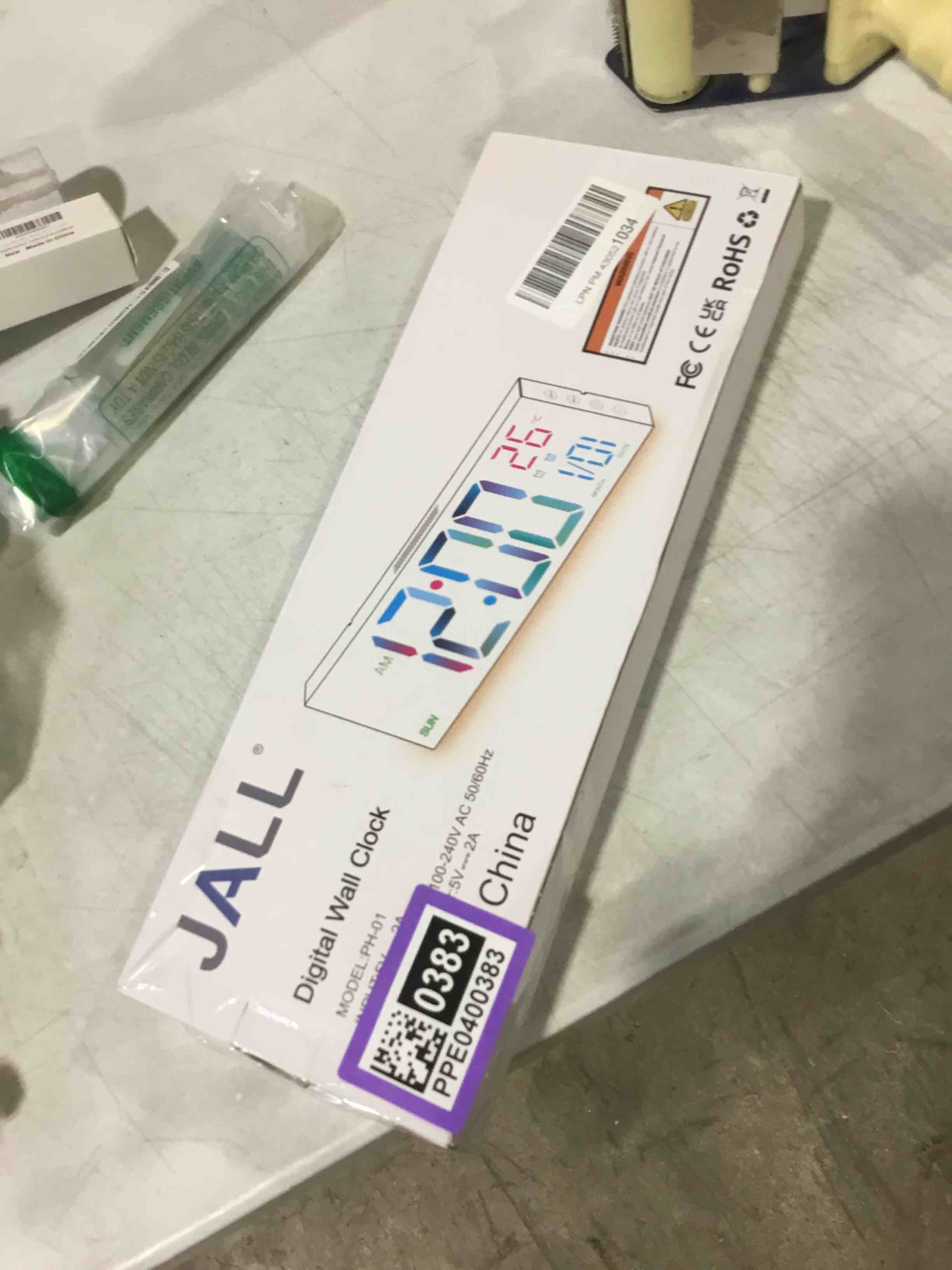 https://s3.amazonaws.com/lotting-images-prod/bidfta/PPE0400383_1733424437013.jpeg