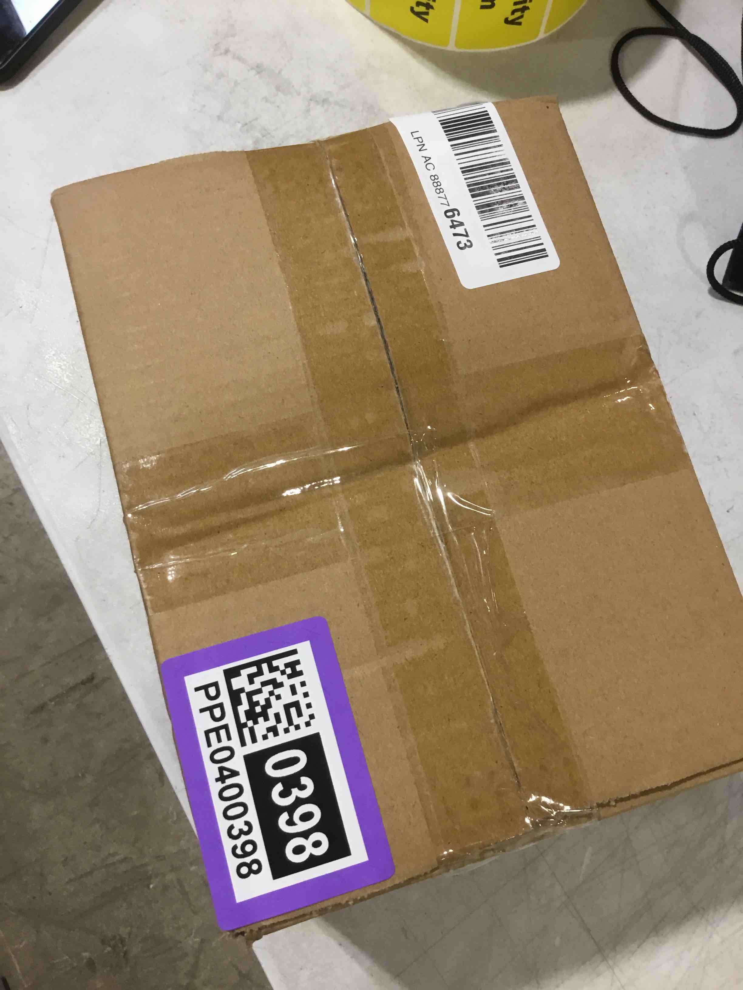 https://s3.amazonaws.com/lotting-images-prod/bidfta/PPE0400398_1733422339371.jpeg