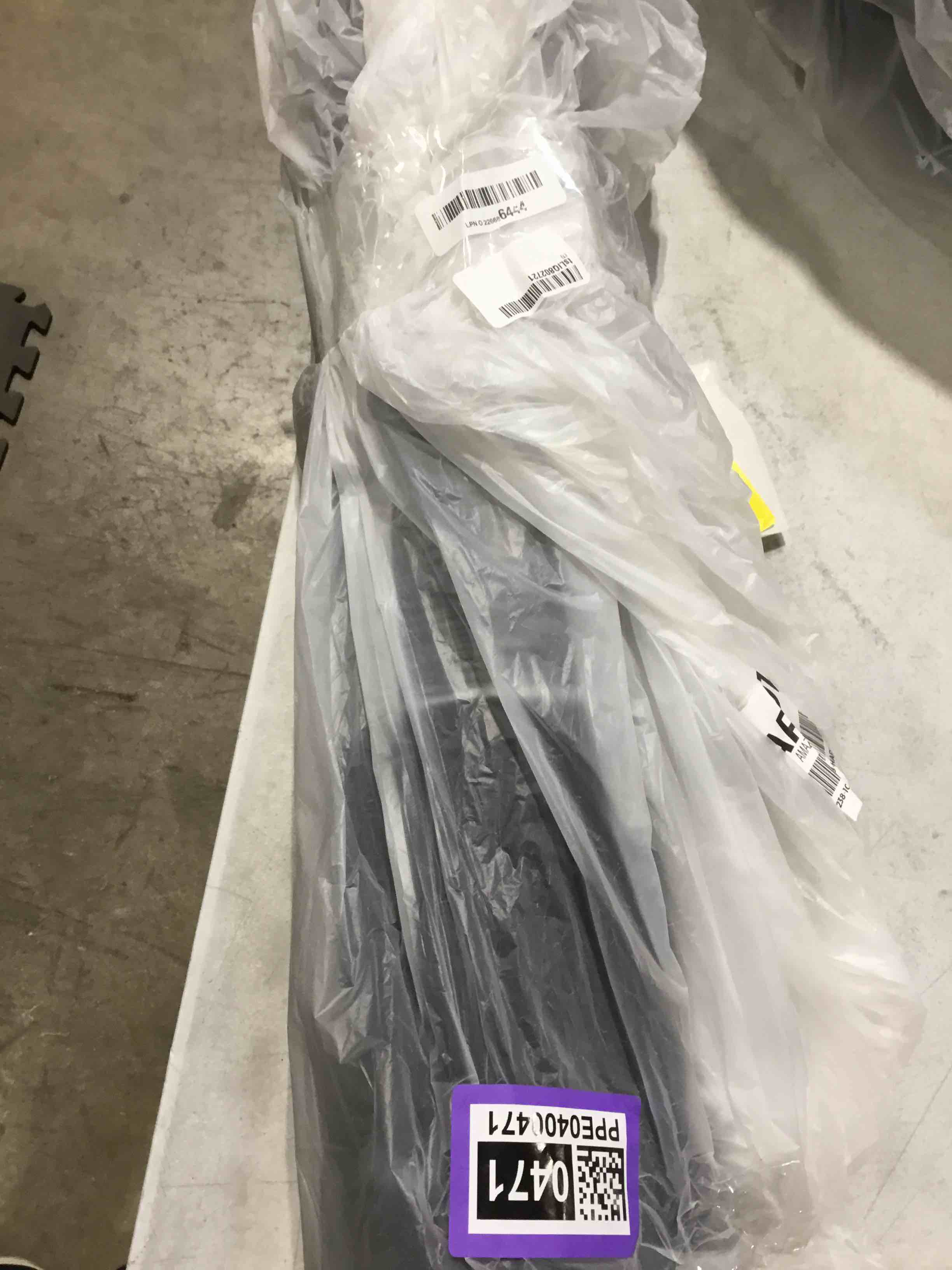 https://s3.amazonaws.com/lotting-images-prod/bidfta/PPE0400471_1733413423524.jpeg