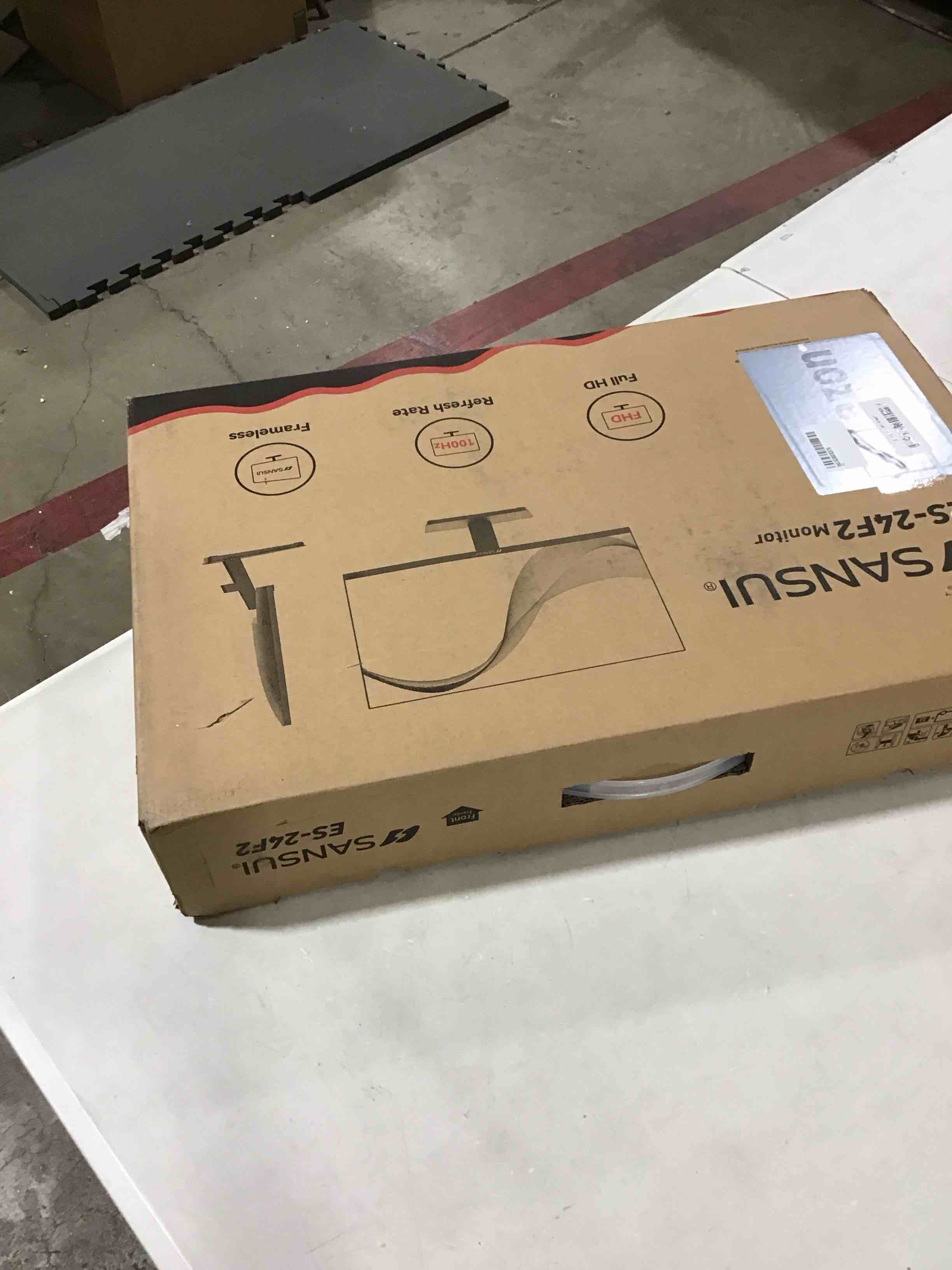 https://s3.amazonaws.com/lotting-images-prod/bidfta/PPE0400688_1733326112230.jpeg