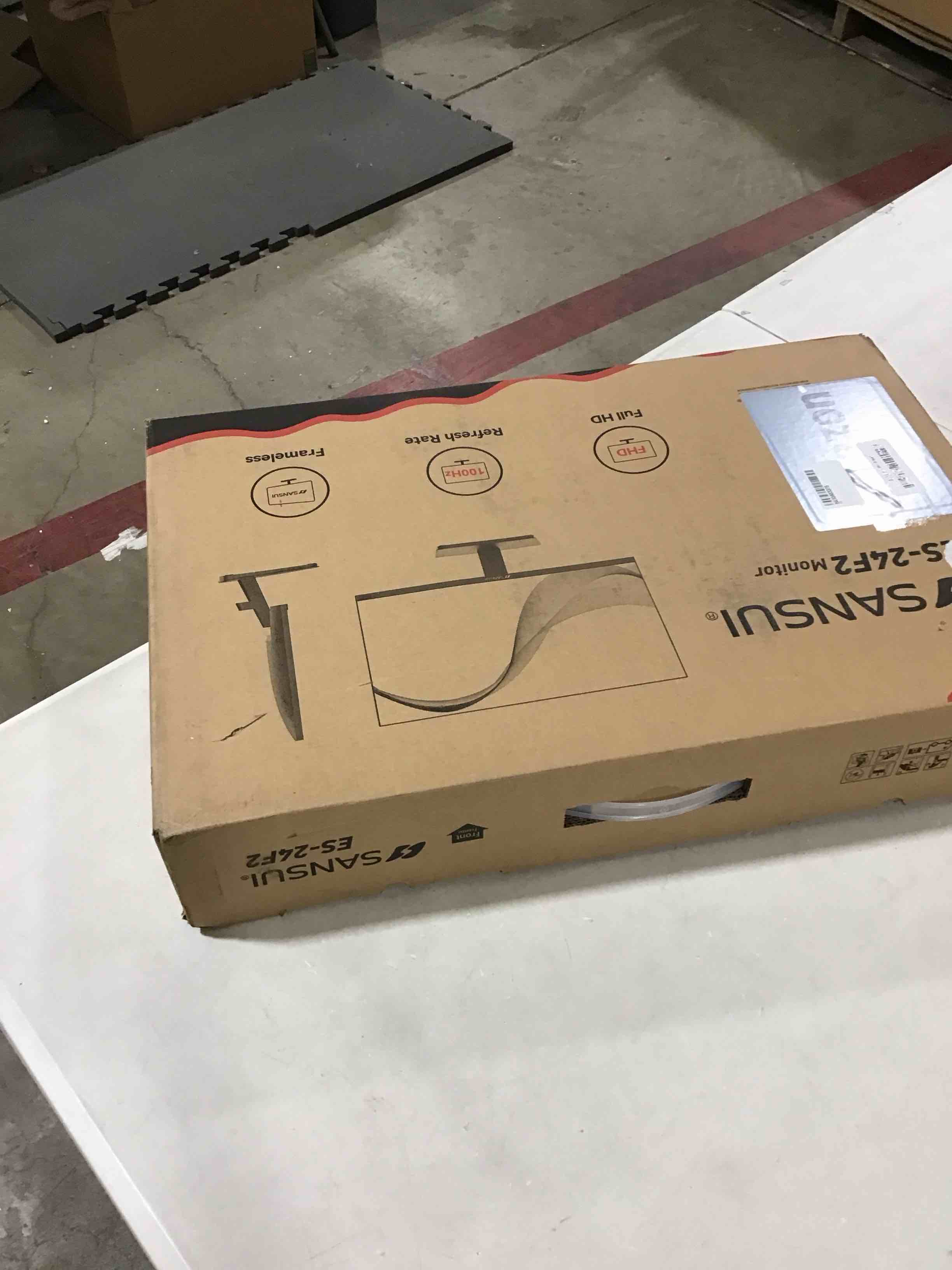 https://s3.amazonaws.com/lotting-images-prod/bidfta/PPE0400688_1733326114195.jpeg