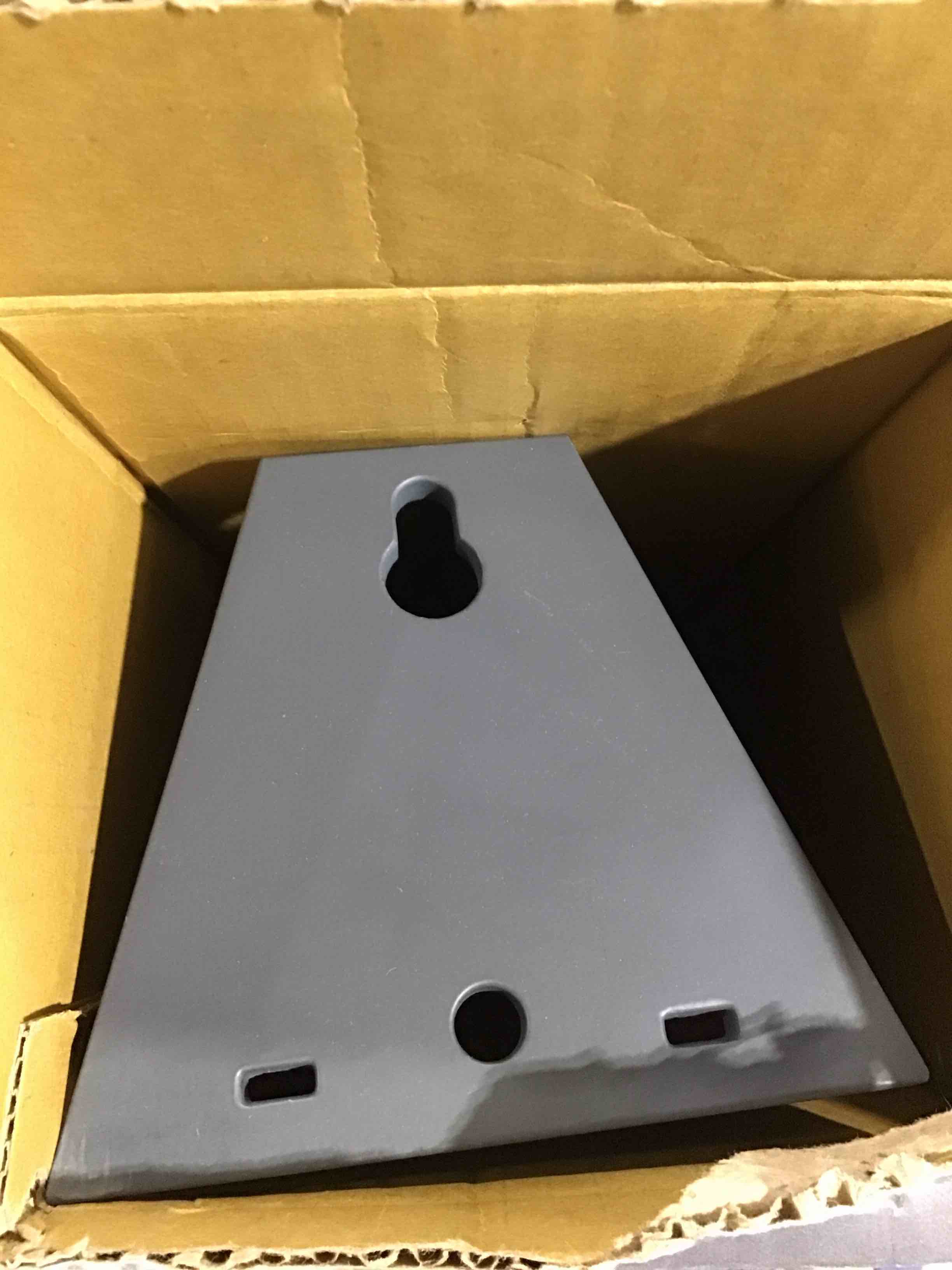 https://s3.amazonaws.com/lotting-images-prod/bidfta/PPE0400797_1732125159708.jpeg